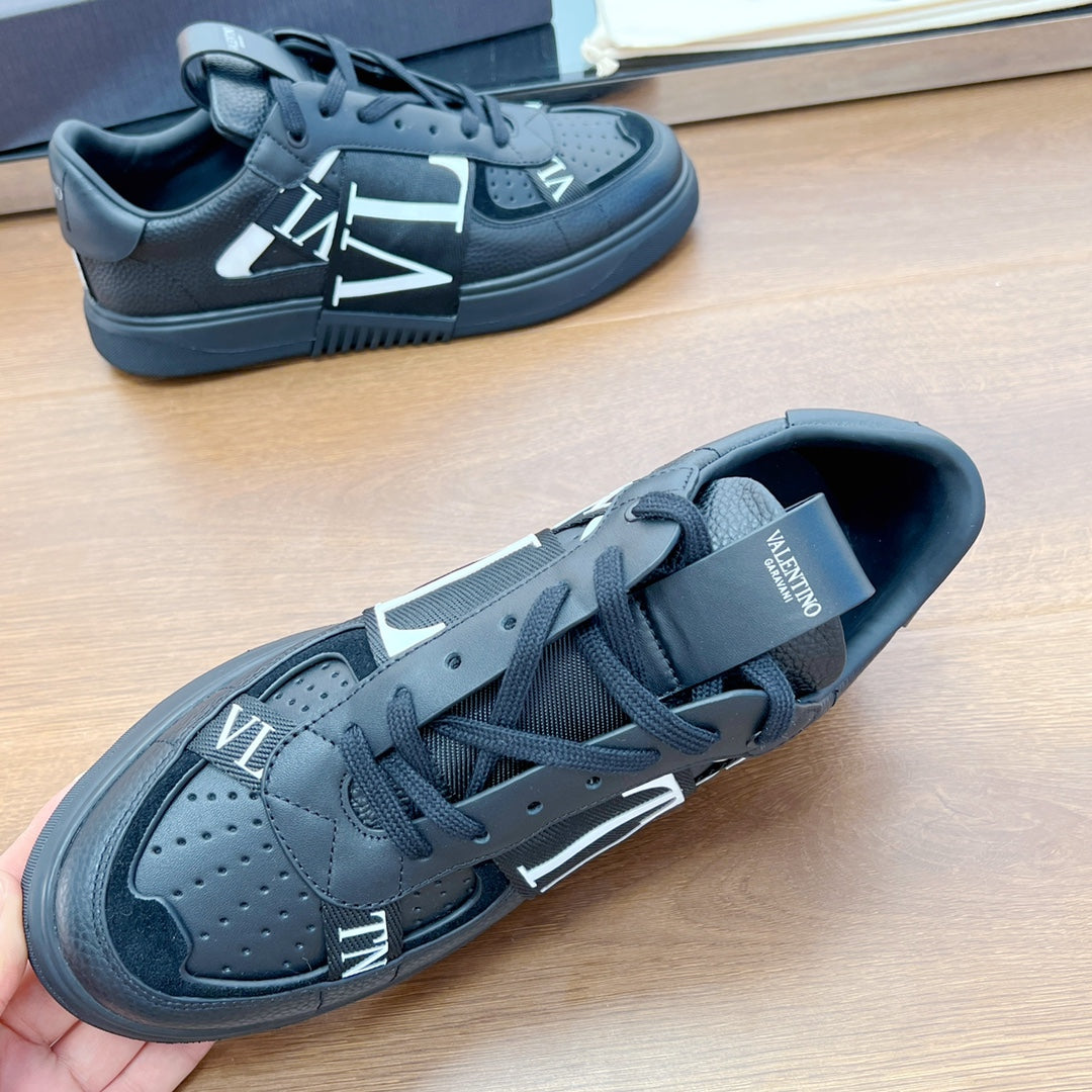 VL7N LOW-TOP BLACK CALFSKIN AND FABRIC SNEAKER WITH BANDS - 35