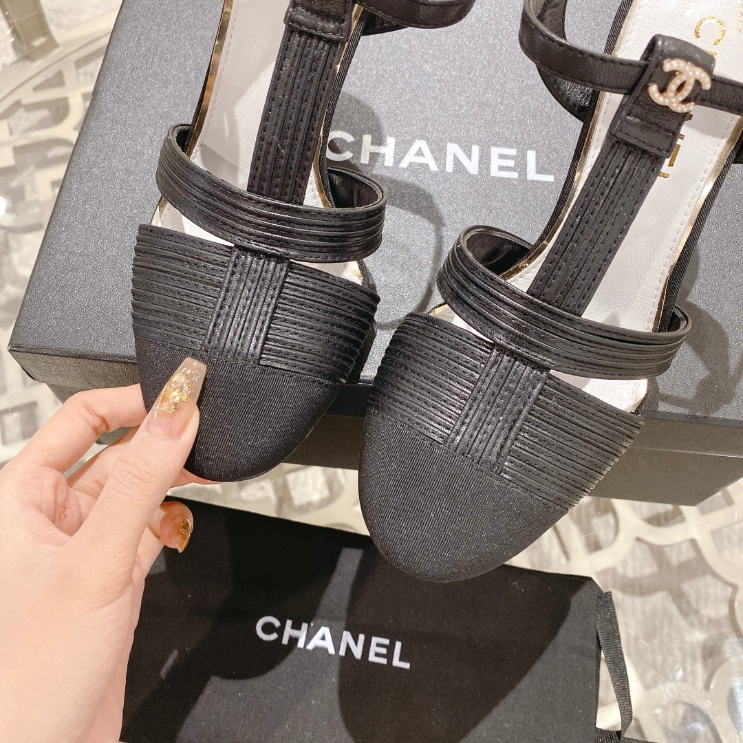 Double C  Heeled Sandals Black Lambskin - 35