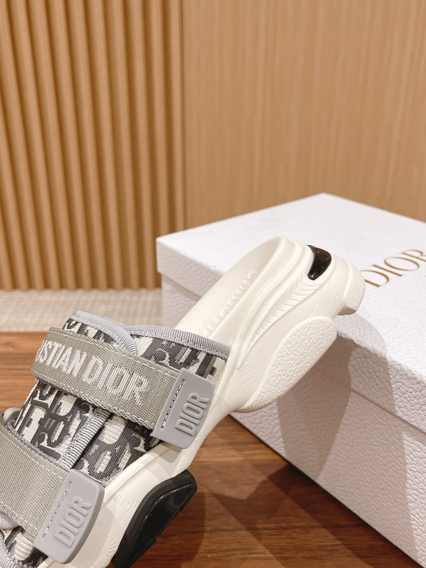 DIOR PLATFORM SLIDES 25S 30 MM IN WHITE MIX GREY FABRIC AND CALFSKIN - 35