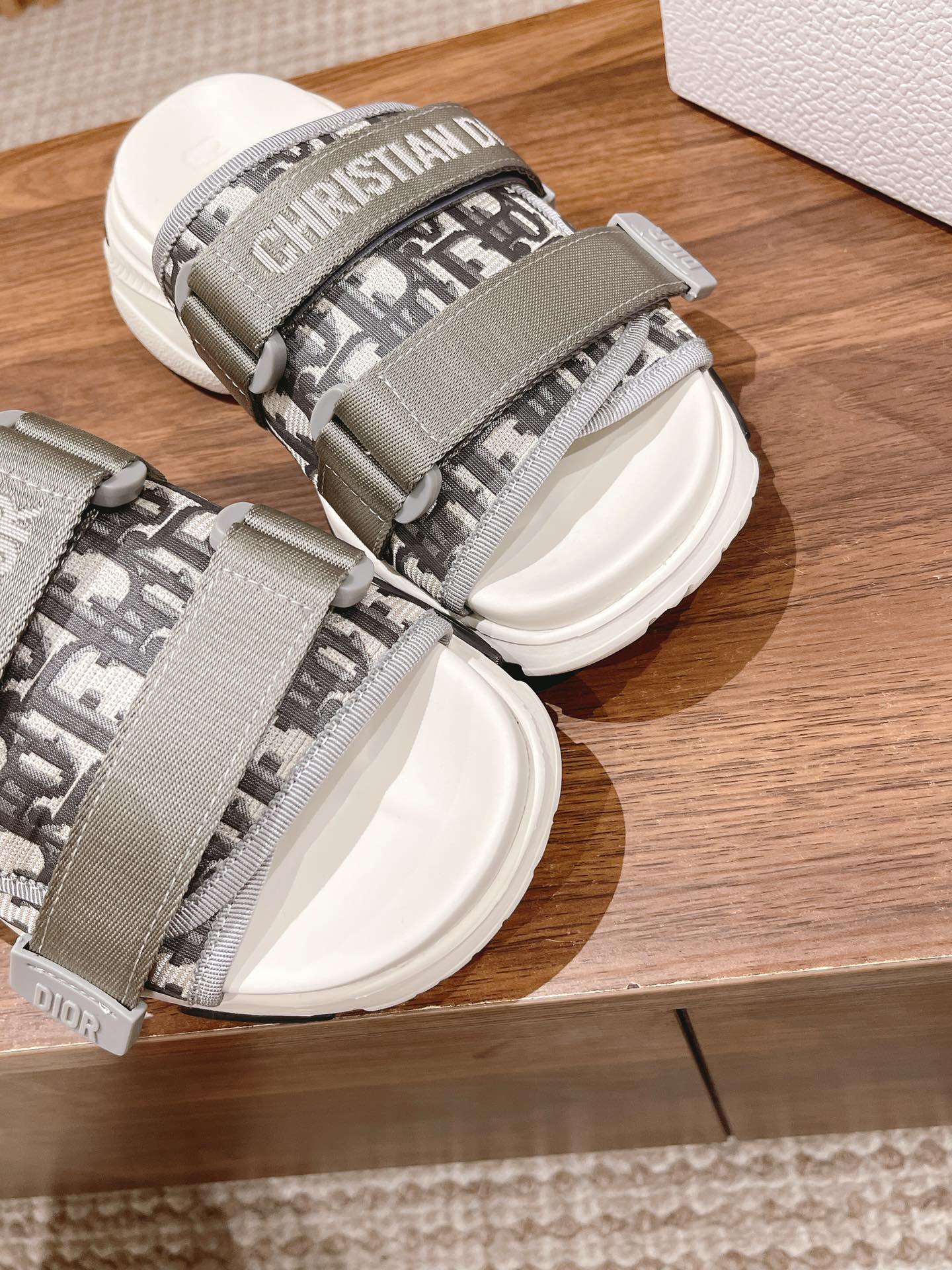 DIOR PLATFORM SLIDES 25S 30 MM IN WHITE MIX GREY FABRIC AND CALFSKIN - 35