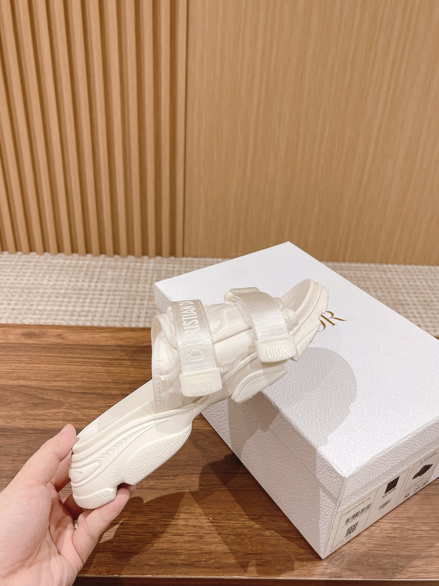 DIOR PLATFORM SLIDES 25S 30 MM IN CREAM WHITE FABRIC AND CALFSKIN - 35
