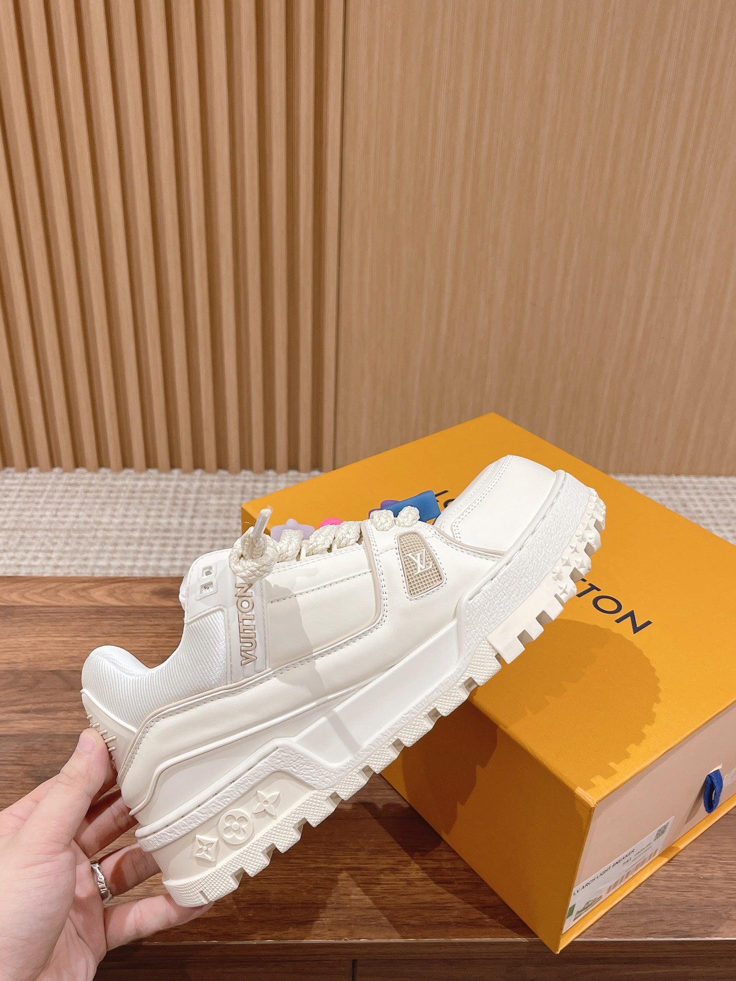 LV Trainer Maxi Sneaker White Calfskin - 35