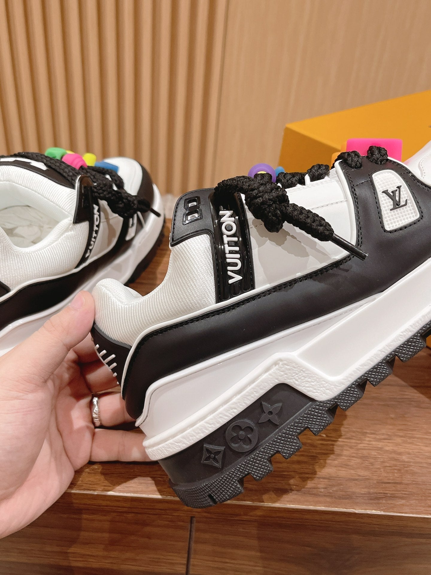 LV Trainer Maxi Sneaker White Mix Black Calfskin - 35