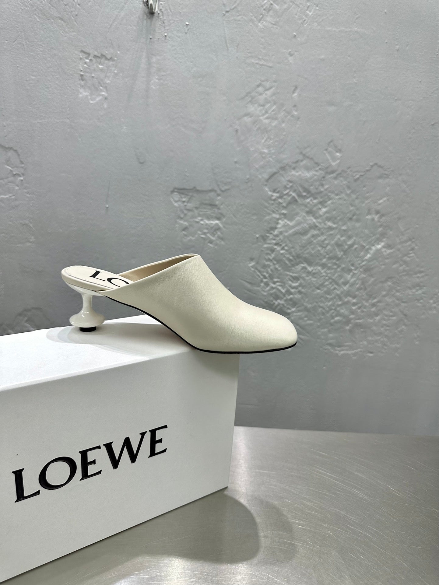 LW TOY MULE 55 WHITE CALFSKIN - 35