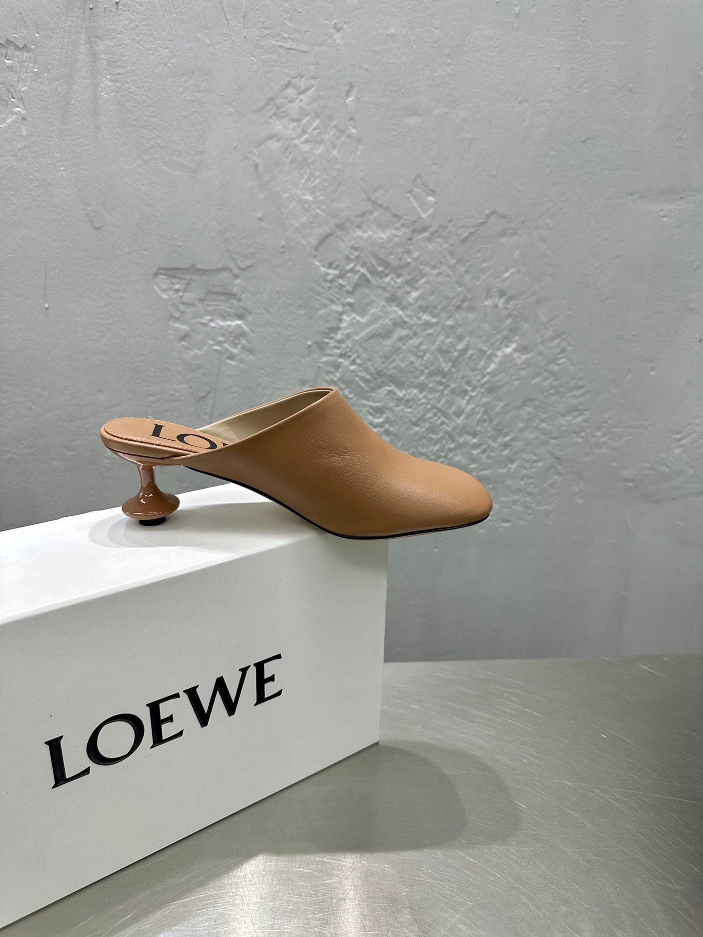 LW TOY MULE 55 TAWNY CALFSKIN - 35