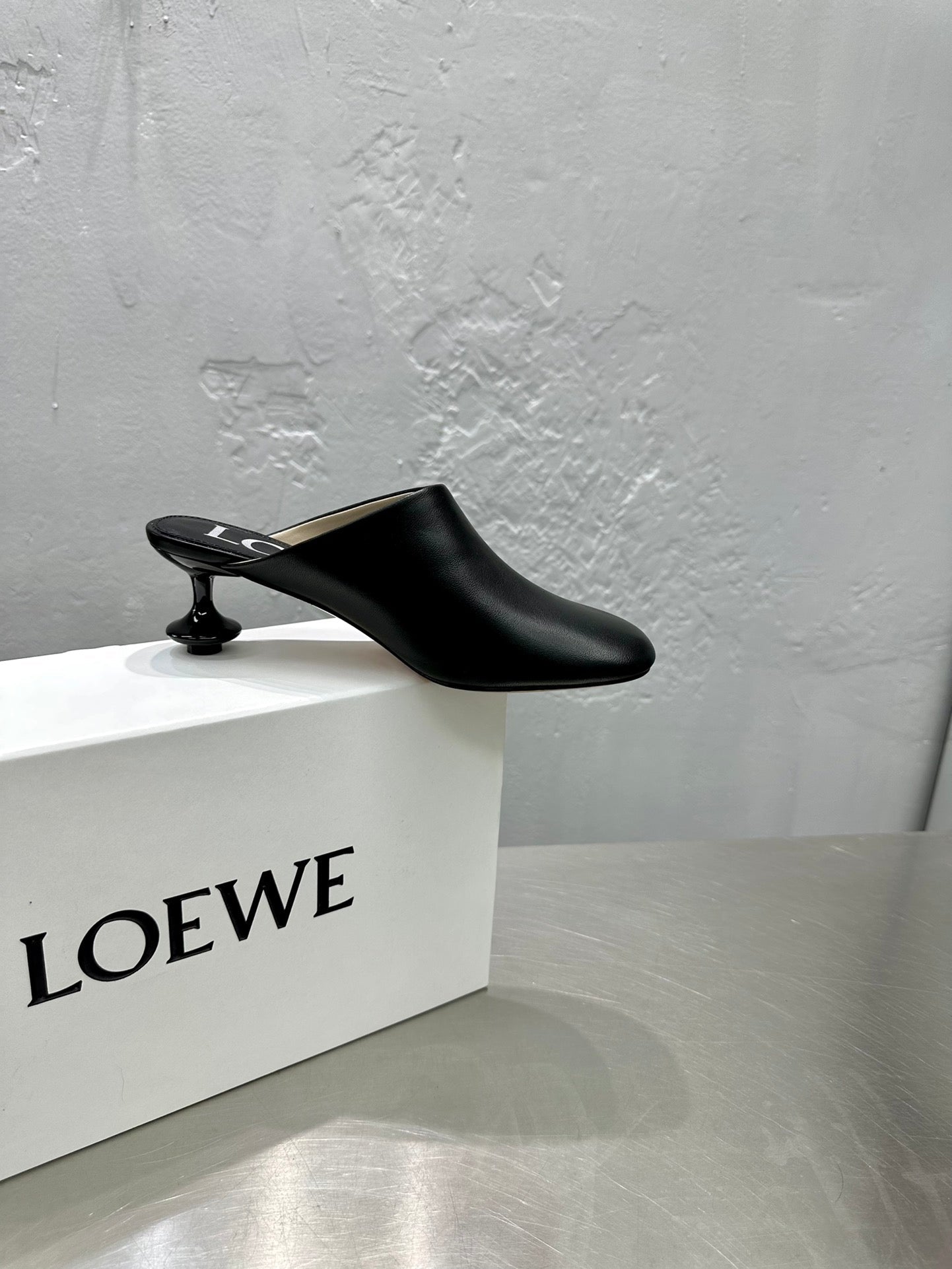 LW TOY MULE 55 BLACK CALFSKIN - 35