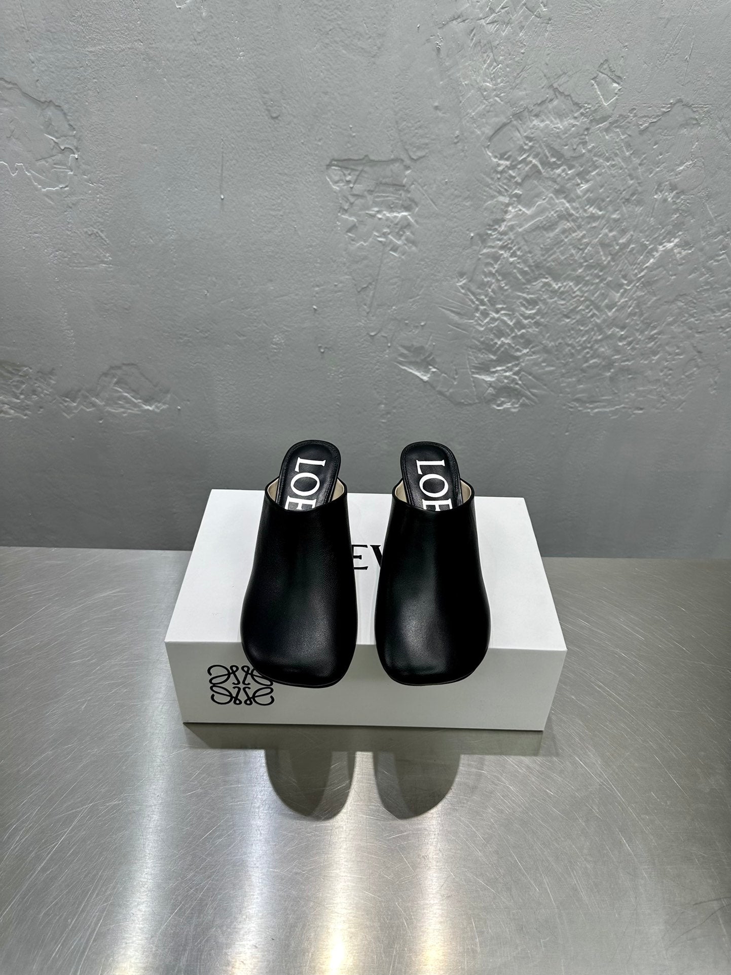 LW TOY MULE 55 BLACK CALFSKIN - 35