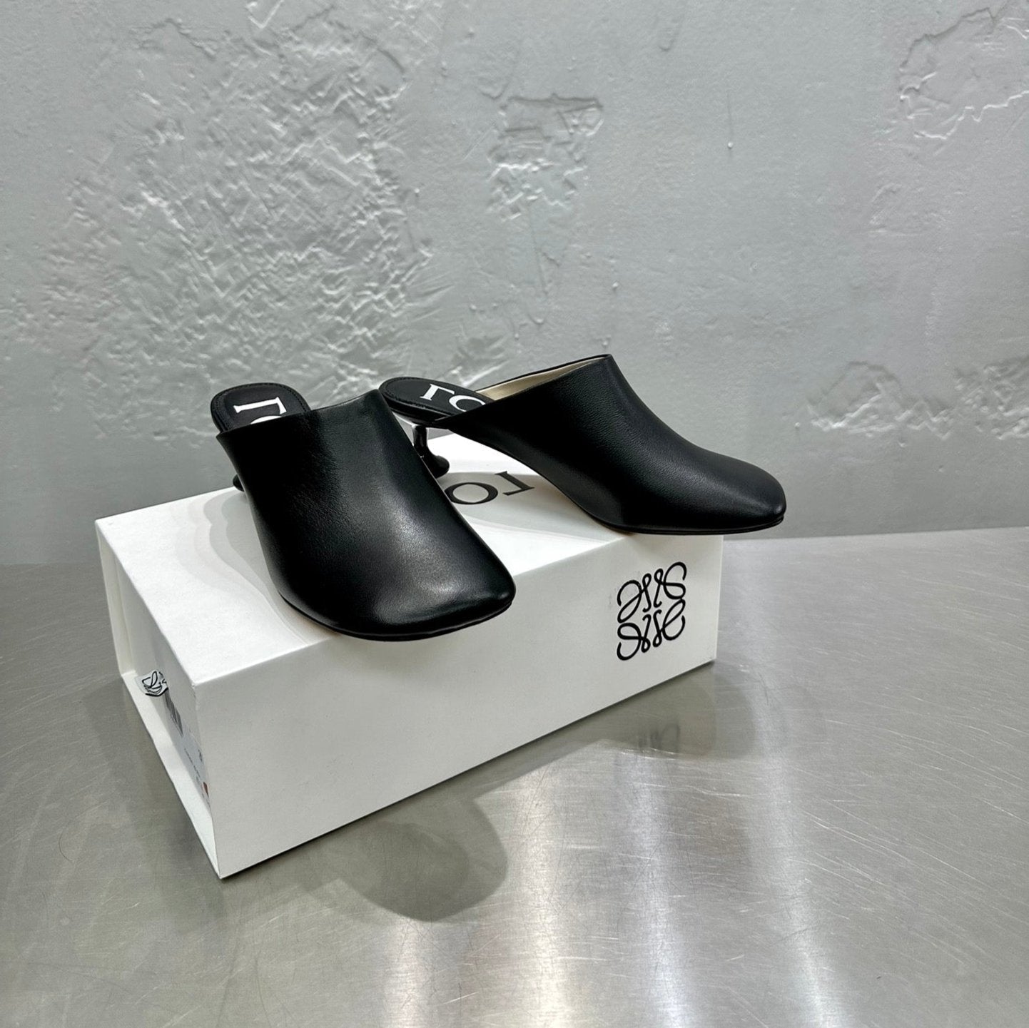 LW TOY MULE 55 BLACK CALFSKIN - 35
