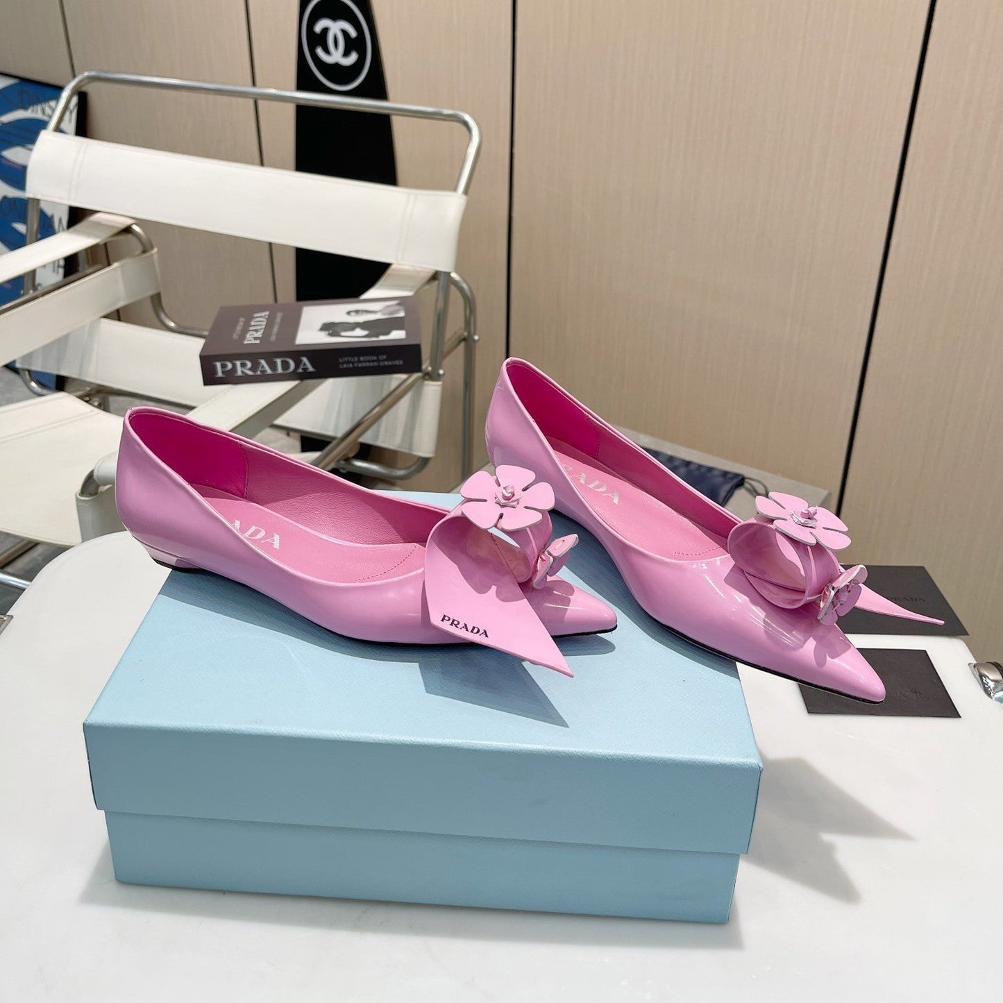 BALLET FLATS POINTED TOE IN PINK SHINY CALFSKIN ATTACHED FLOWERS - 34