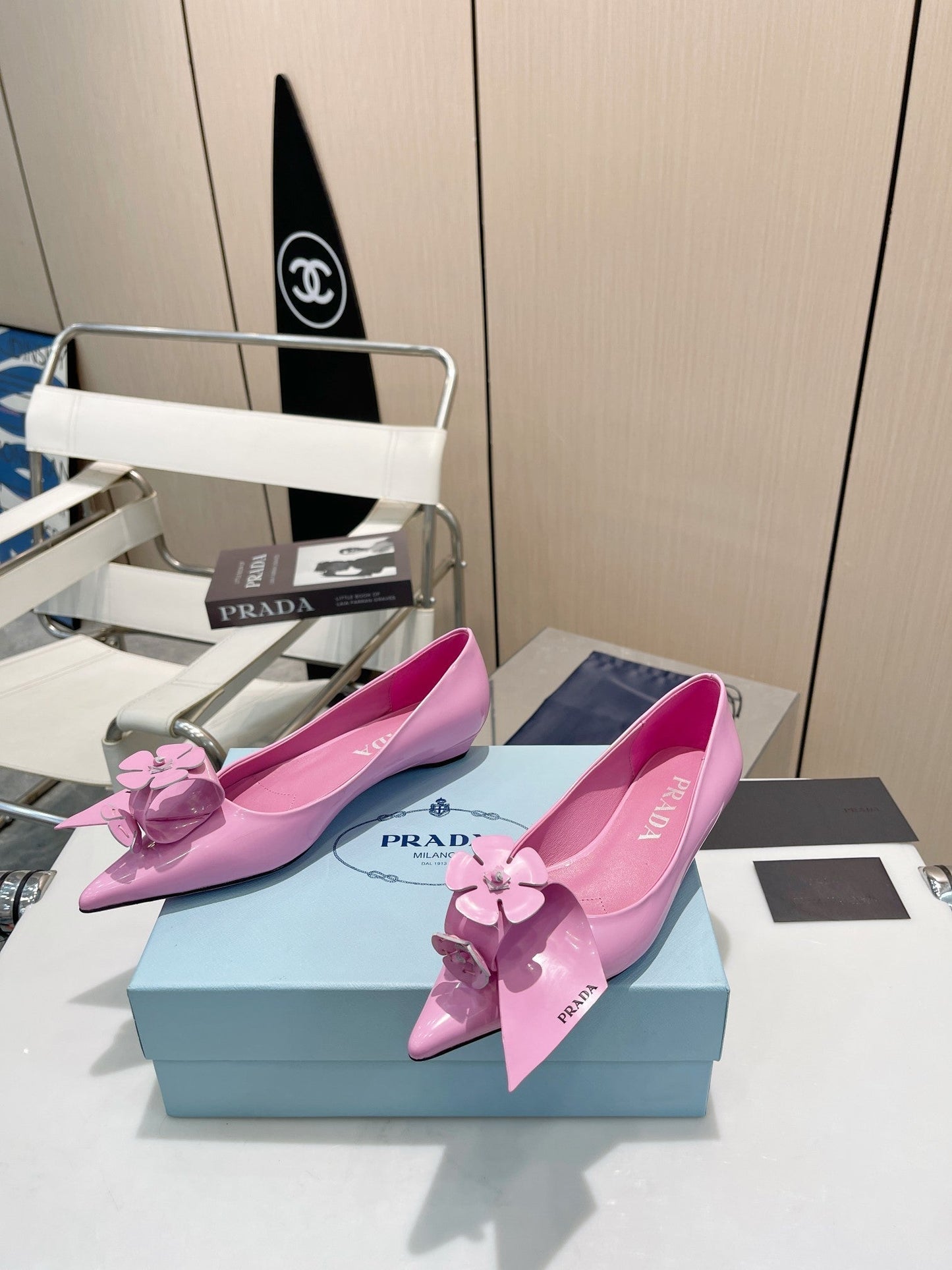 BALLET FLATS POINTED TOE IN PINK SHINY CALFSKIN ATTACHED FLOWERS - 34