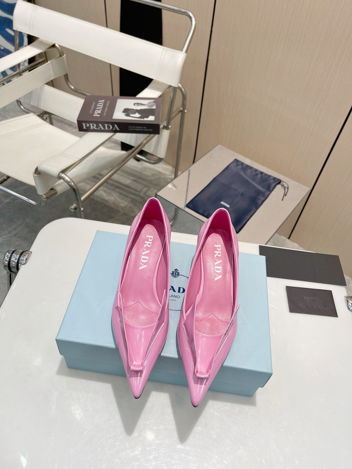 KITTEN HEEL PUMPS WITH CREATIVE SHAPE IN PINK GLOSSY LAMBSKIN - 34