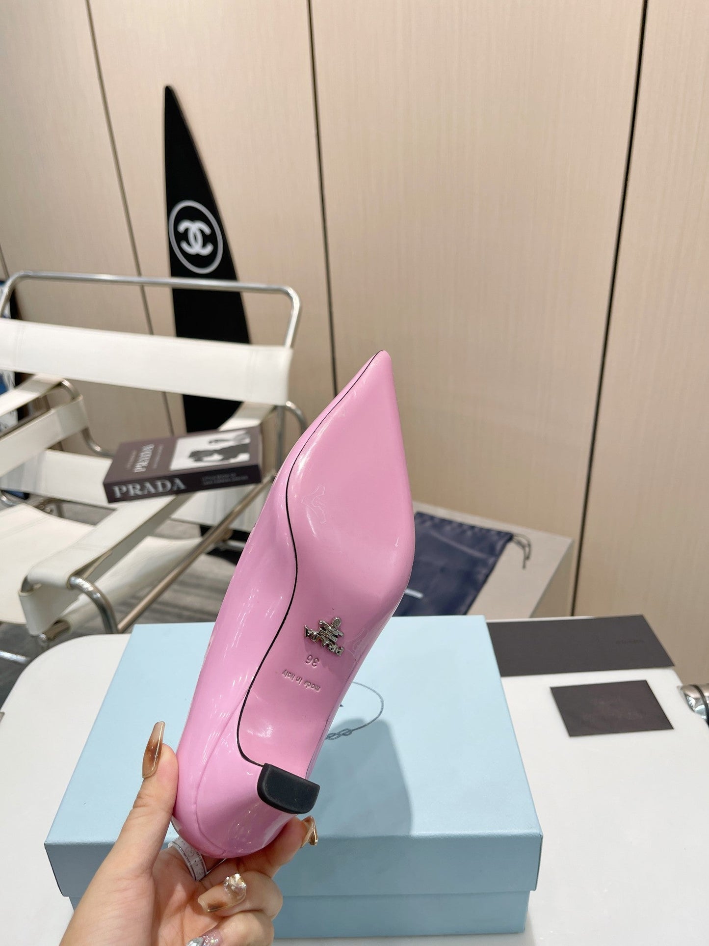 KITTEN HEEL PUMPS WITH CREATIVE SHAPE IN PINK GLOSSY LAMBSKIN - 34