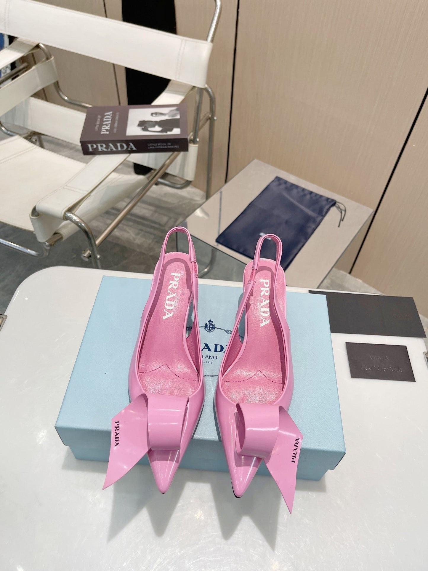 POINTED TOE SLINGBACK KITTEN HEEL WITH BOW IN PINK GLOSSY LAMBSKIN - 34