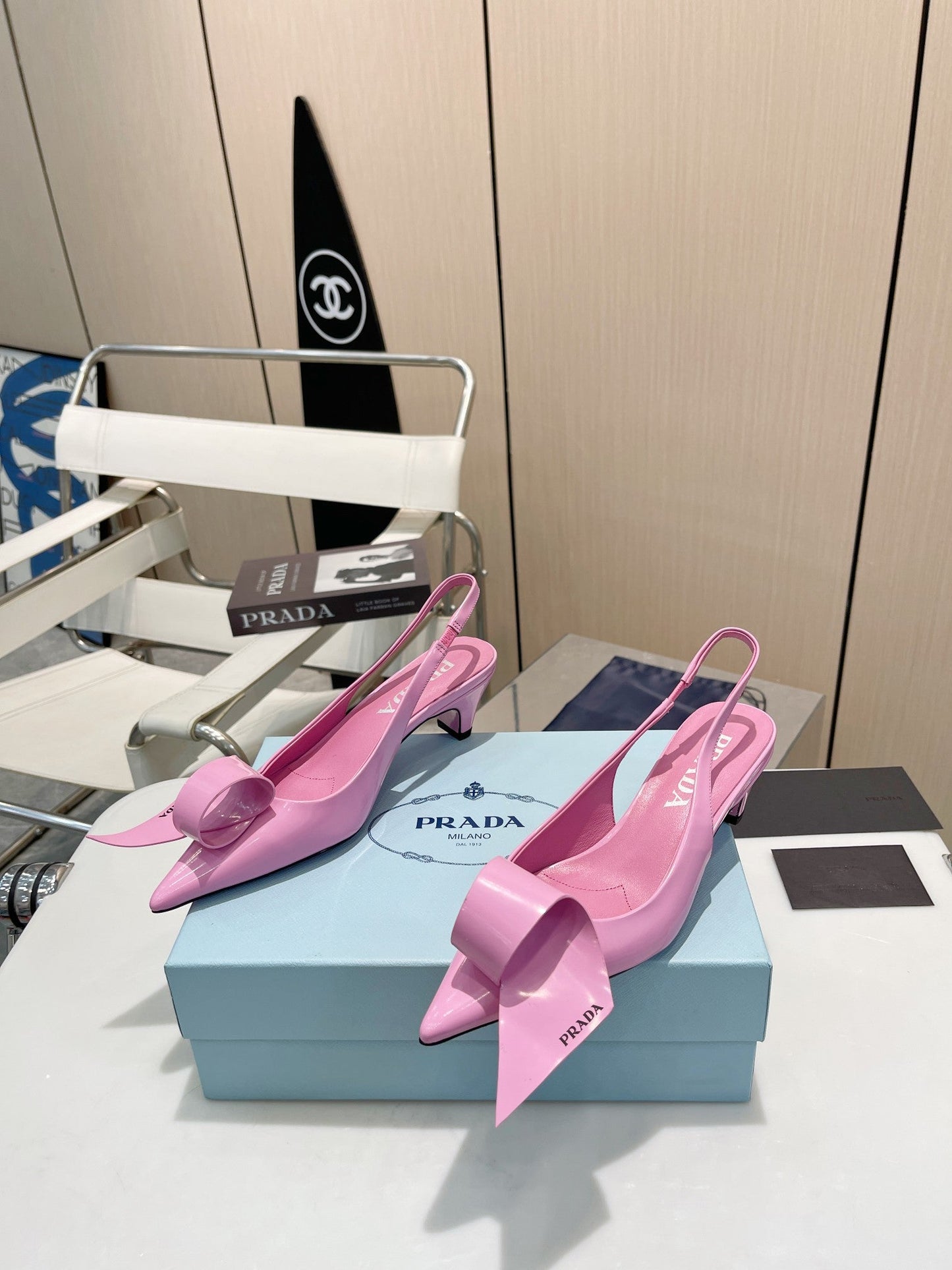 POINTED TOE SLINGBACK KITTEN HEEL WITH BOW IN PINK GLOSSY LAMBSKIN - 34