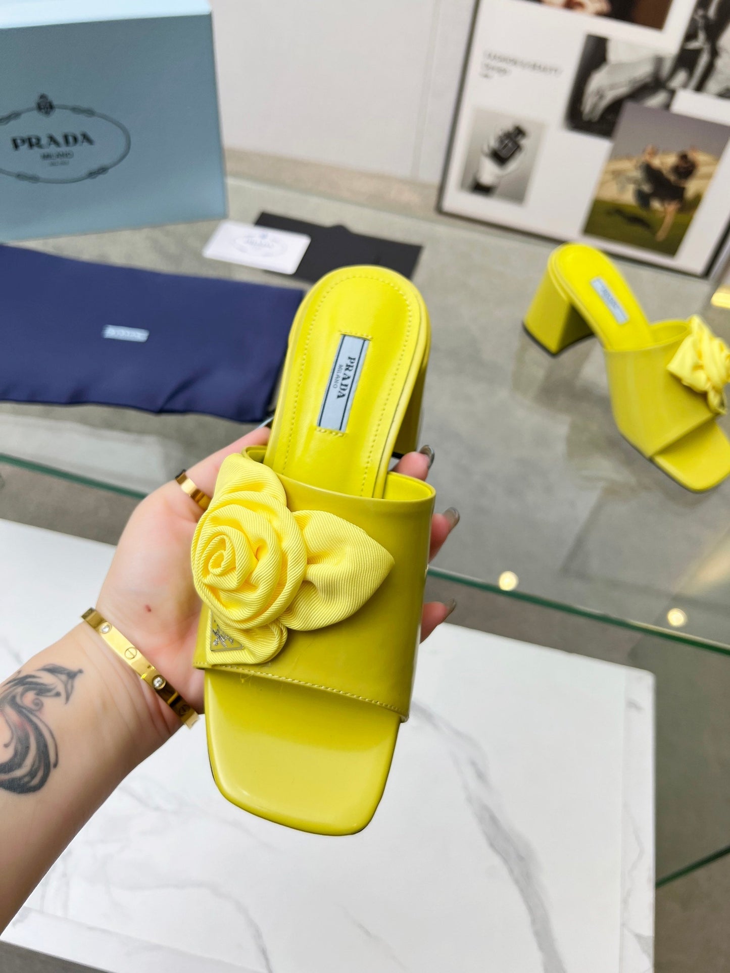 PRA FLOWER BLOCK HEELS 75 LEMON CALFSKIN - 35