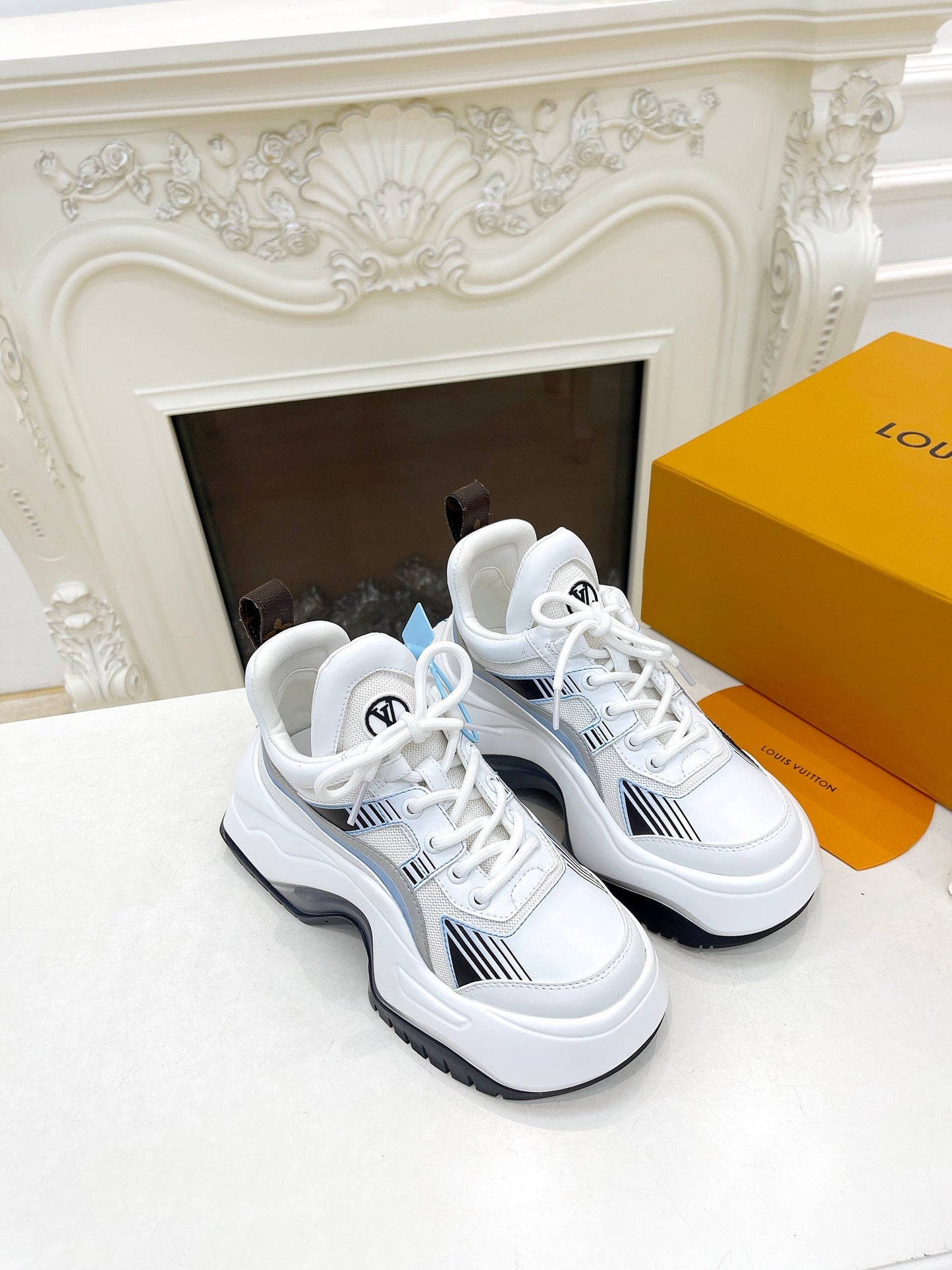 LV ARCHLIGHT 2.0 PLATFORM SNEAKER IN COLORFUL MIX OF MATERIALS 991810 - 35