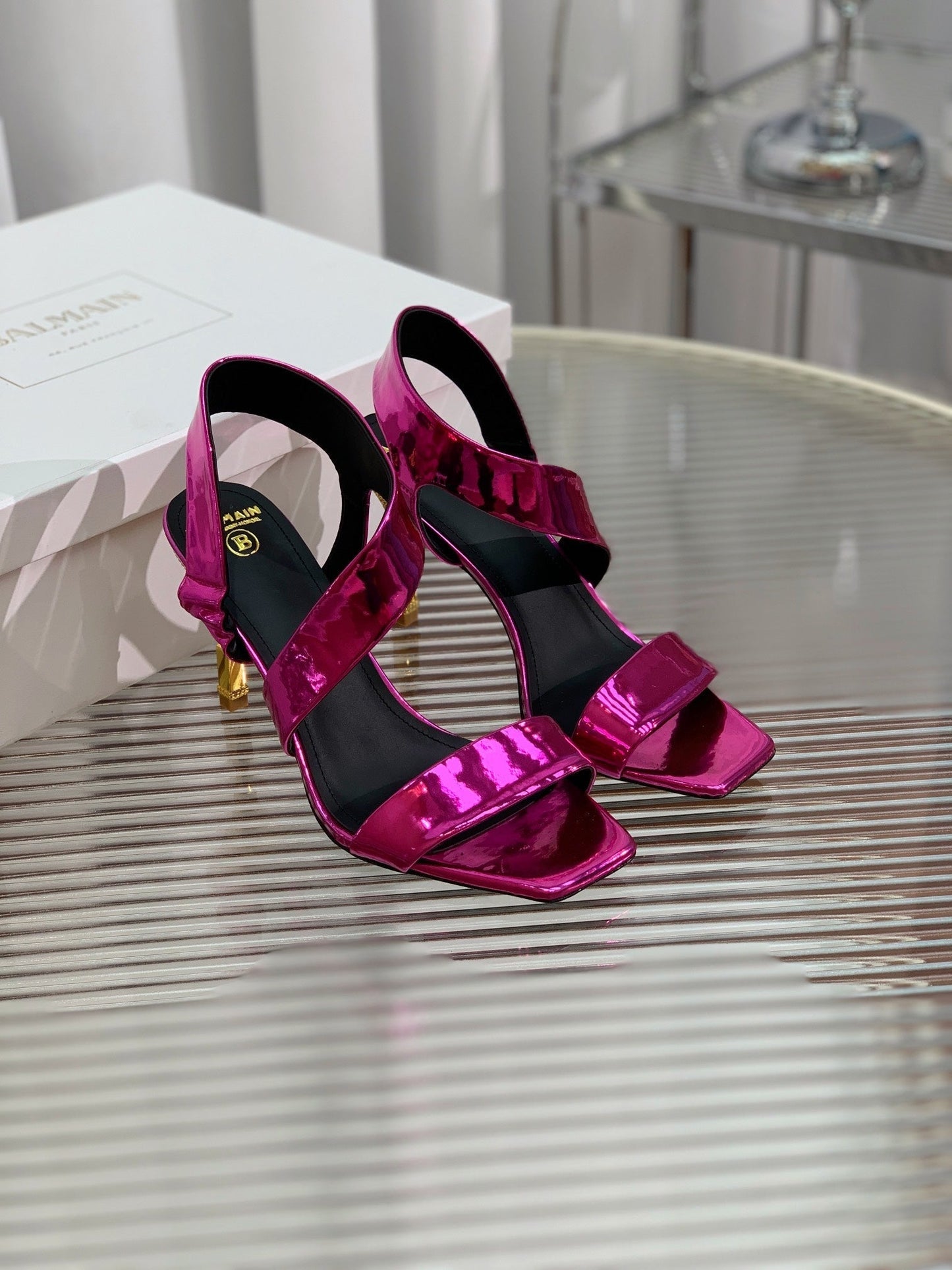 BALMAIN 25S HIGH HEEL SANDALS 95MM IN MAGENTA GLOSSY CALFSKIN - 35