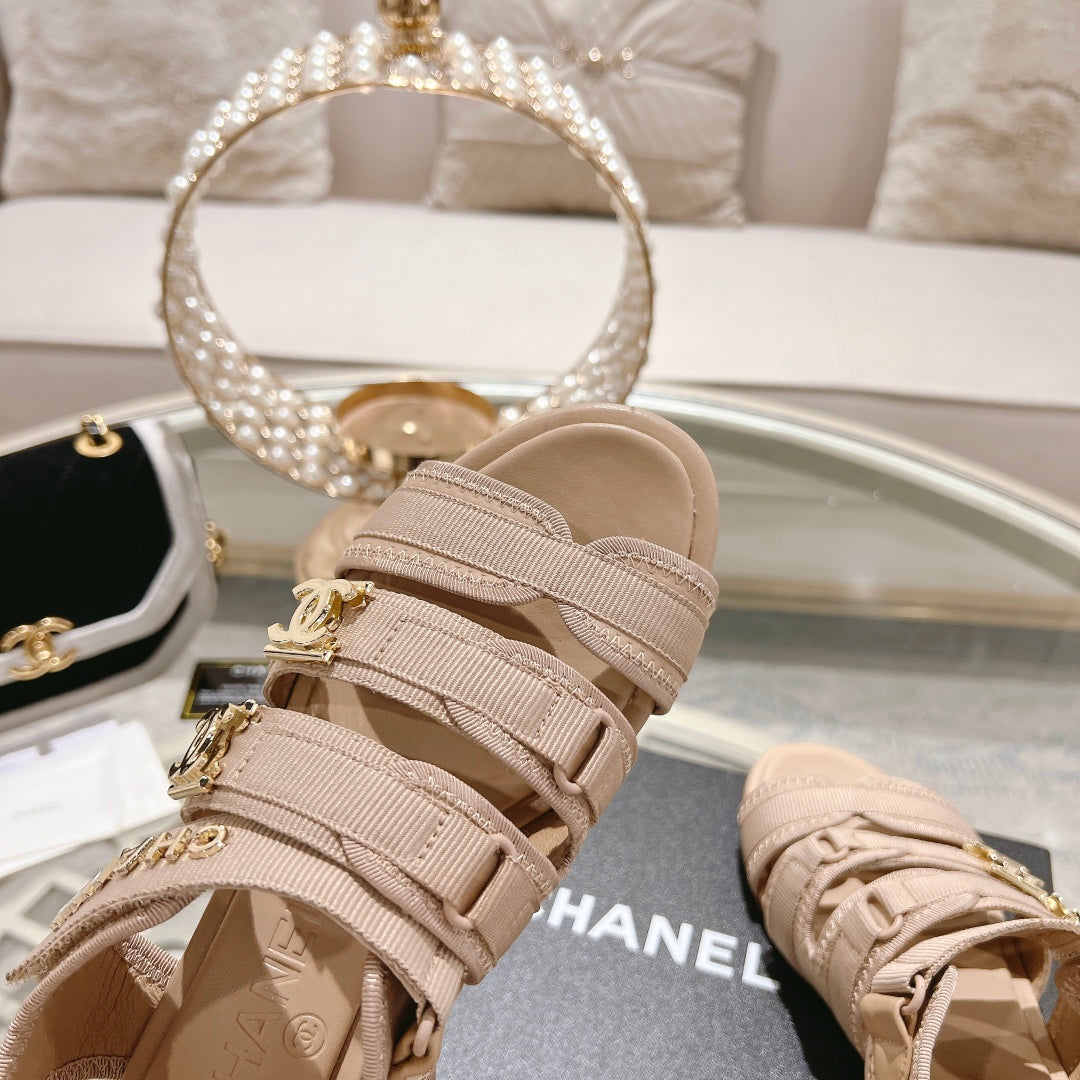 Double C  Xiaoxiang Chain Fabric Head Chunky Sandal Cream Lambskin - 35