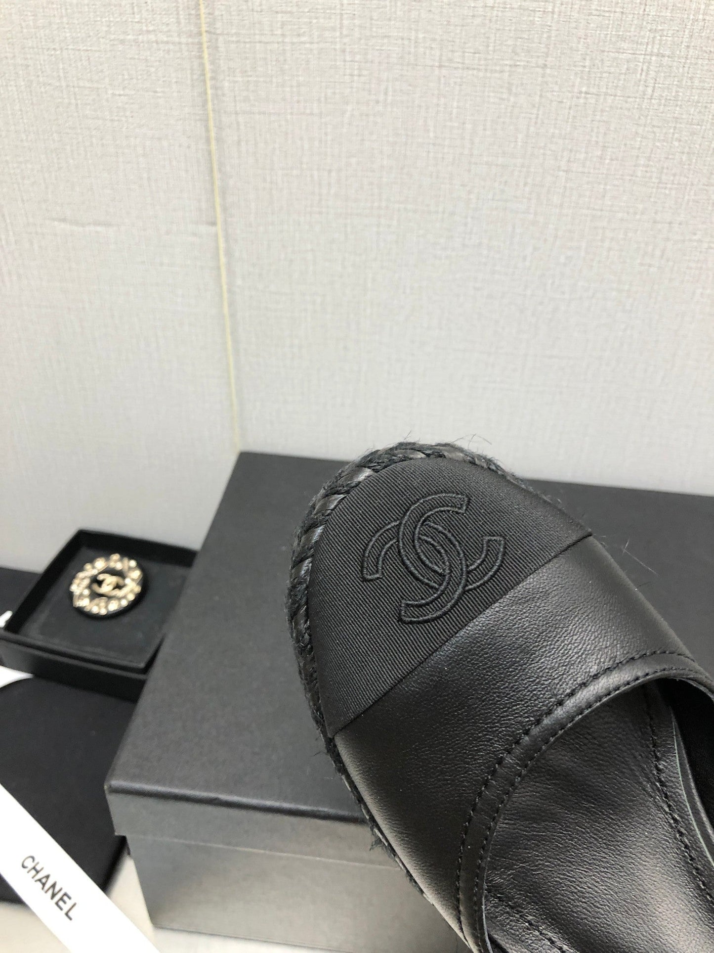 MARY JANE WEDGE BLACK LAMBSKIN - 35