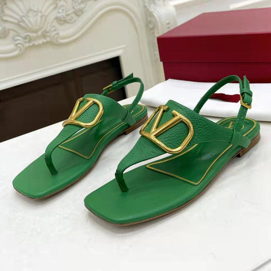 THONG SANDALS IN EMERALD GREEN CALFSKIN WITH GOLD LOGO - 34