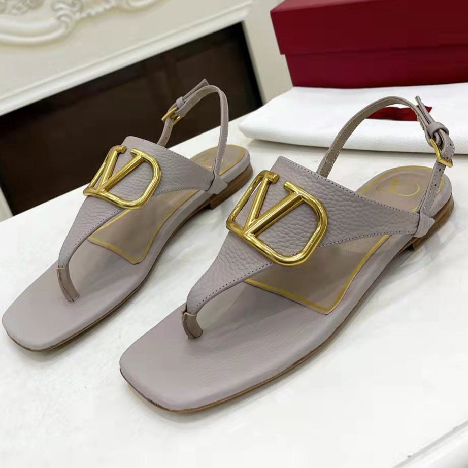 THONG SANDALS IN THISTLE PURPLE CALFSKIN WITH GOLD LOGO - 34