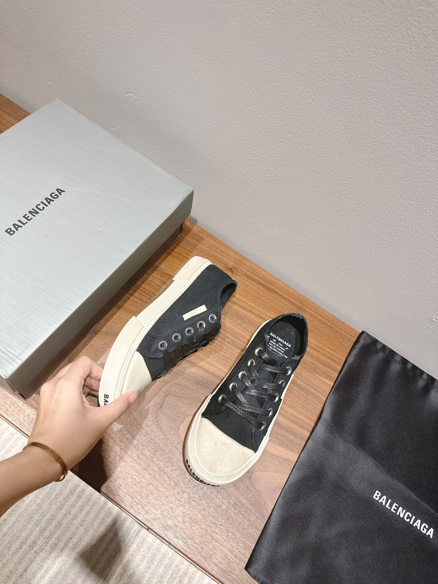 BALENCIAGA 25S SNEAKER IN BLACK CANVAS - 35