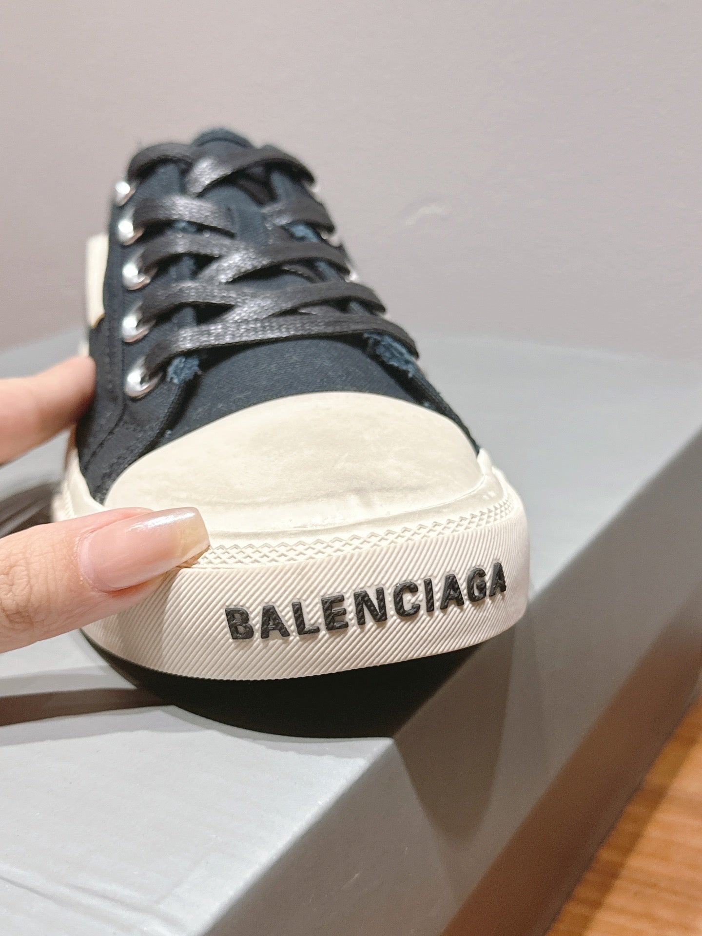 BALENCIAGA 25S SNEAKER IN BLACK CANVAS - 35