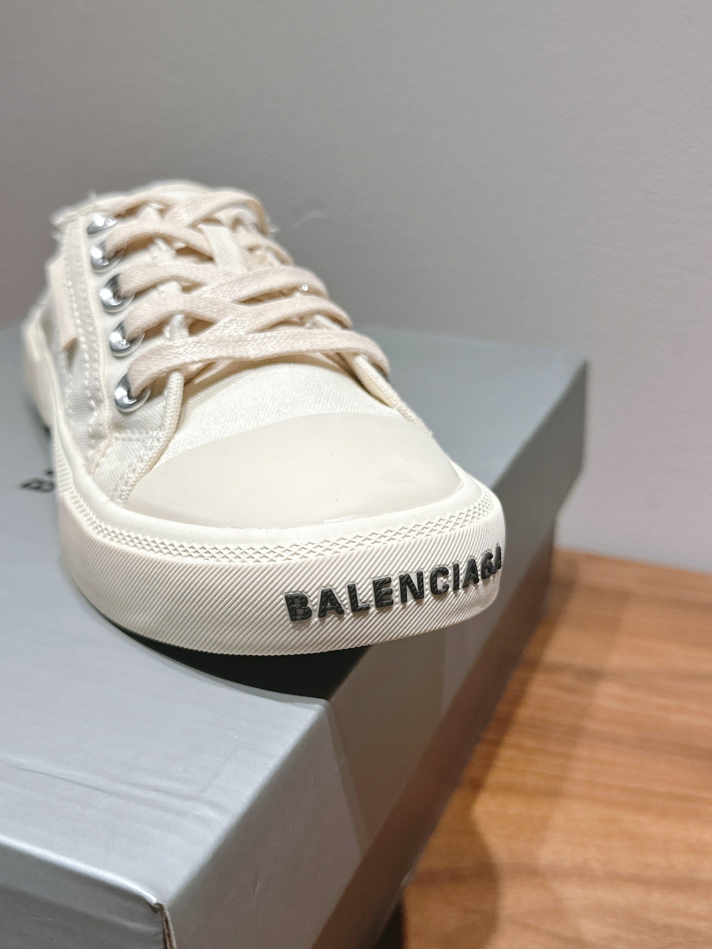 BALENCIAGA 25S SPORT CLOGS IN CREAM WHITE CANVAS - 35