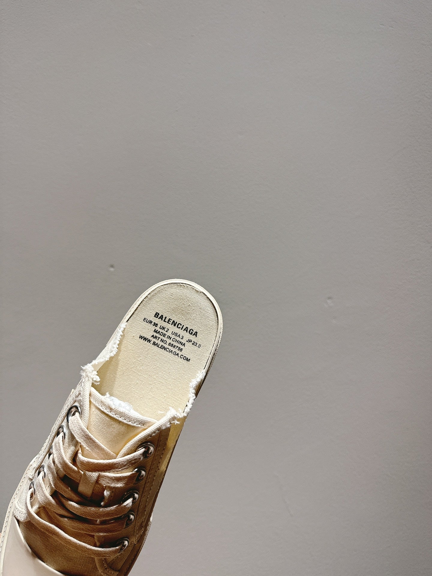 BALENCIAGA 25S SPORT CLOGS IN CREAM WHITE CANVAS - 35