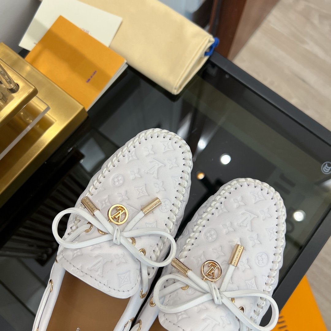 LV GLORIA FLAT LOAFER LOGO STAMPING WHITE - 35