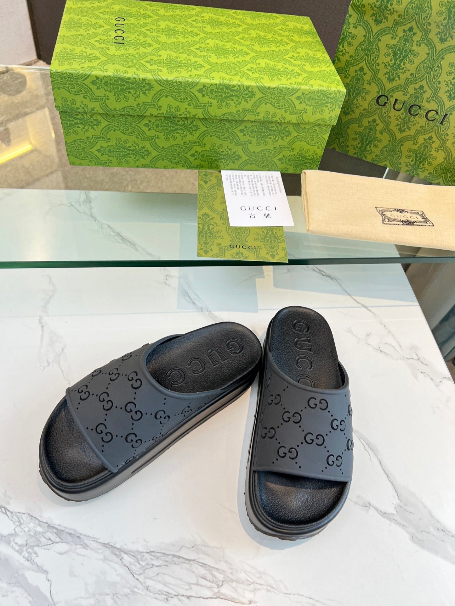 PLATFORM SANDALS IN BLACK MONOGRAM IMPORTED TPU - 35