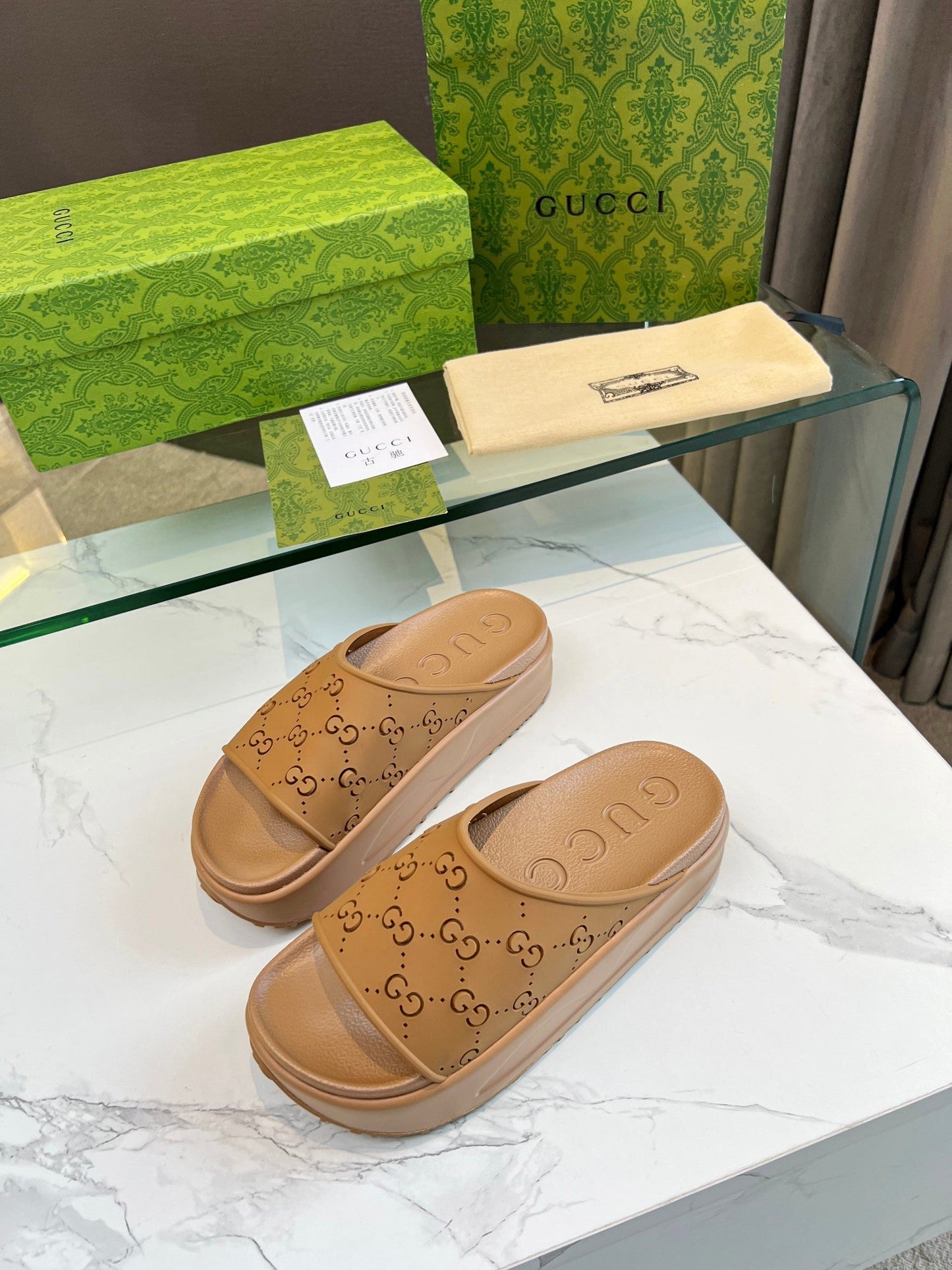 PLATFORM SANDALS IN CINNAMON BROWN MONOGRAM IMPORTED TPU - 35