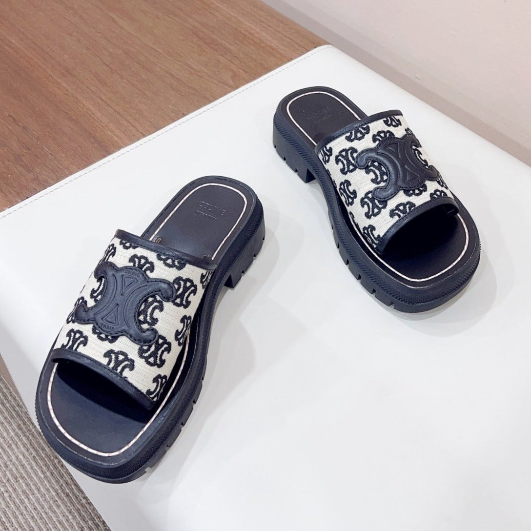 LEA TRIOMPHE PLATFORM SLIDES WOMEN VEGETABLE TANNED CALFSKIN BLACK/WHITE - 35