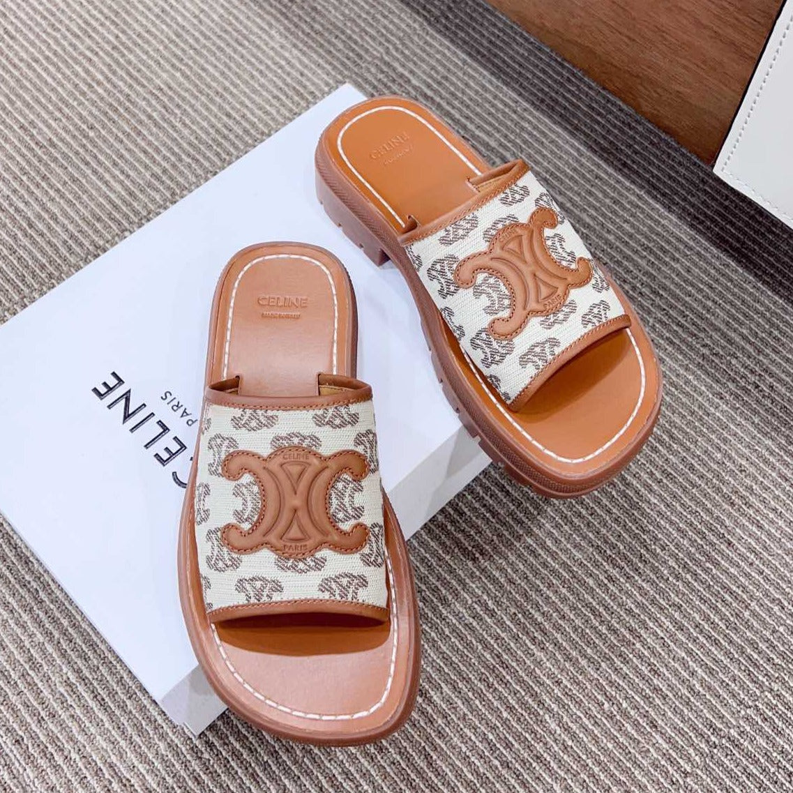 LEA TRIOMPHE PLATFORM SLIDES WOMEN VEGETABLE TANNED CALFSKIN BROWN/WHITE - 35