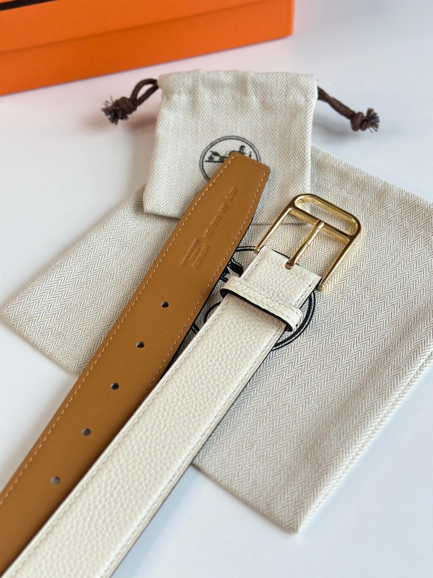 HM ROMAIN 35MM BELT WHITE CREAM LEATHER GOLD HARDWARE - 30