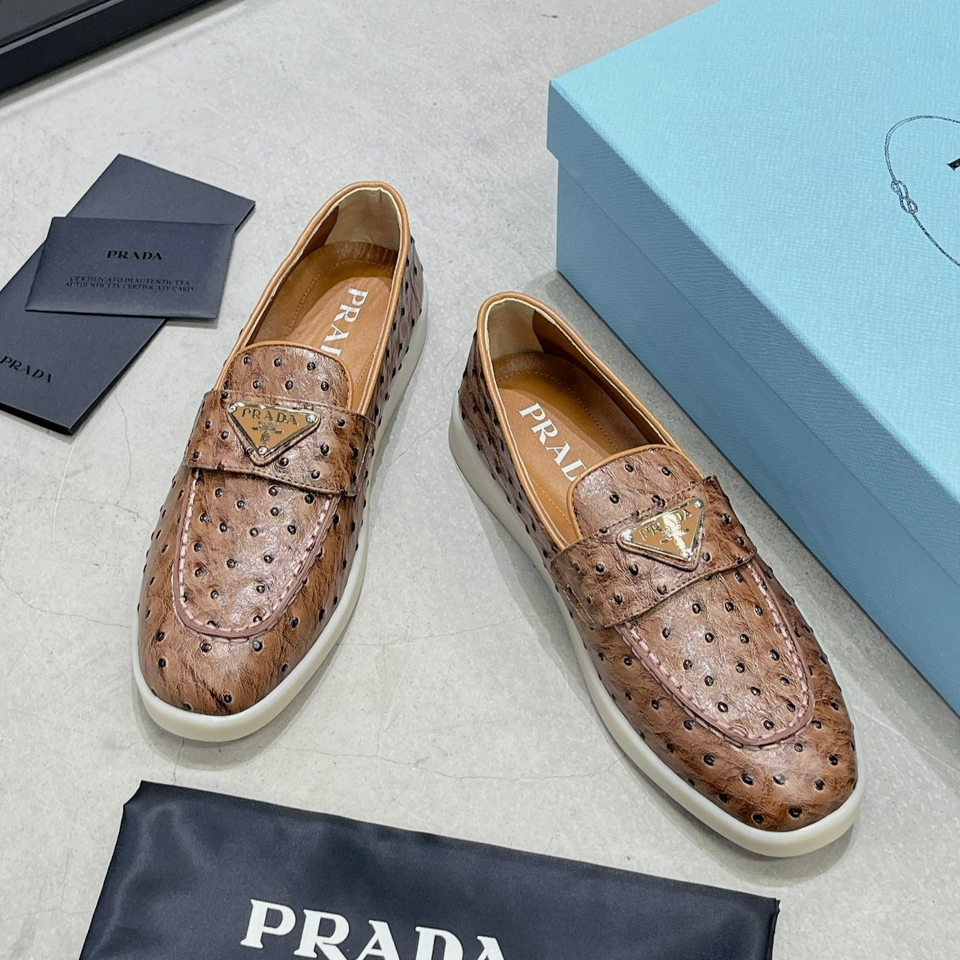 PRA OSTRICH PATTERN LOAFERS CARAMEL CALFSKIN - 35