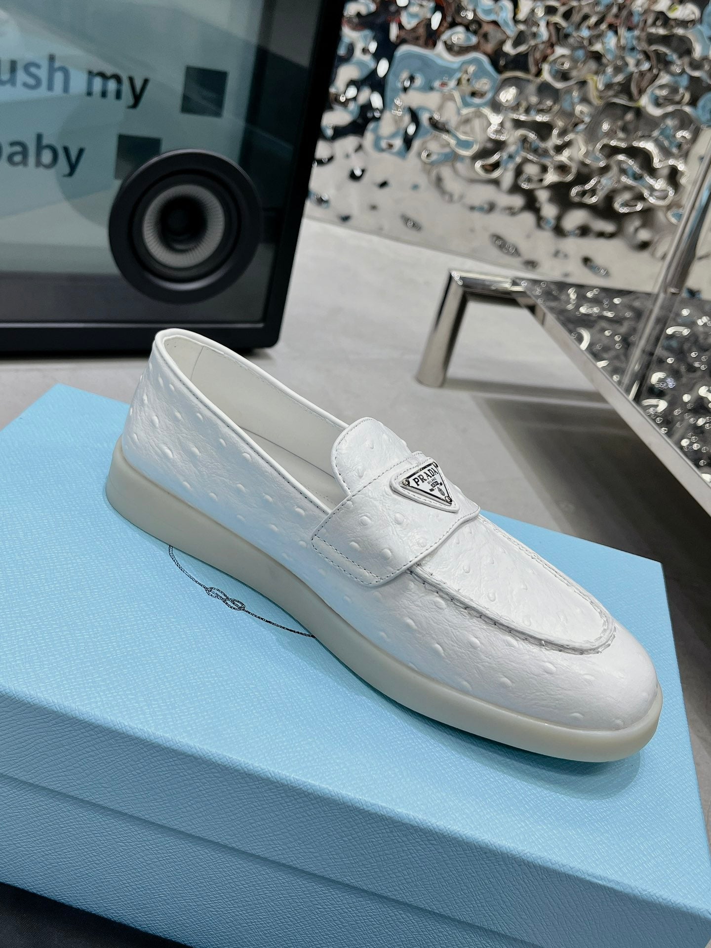 PRA OSTRICH PATTERN LOAFERS WHITE CALFSKIN - 35