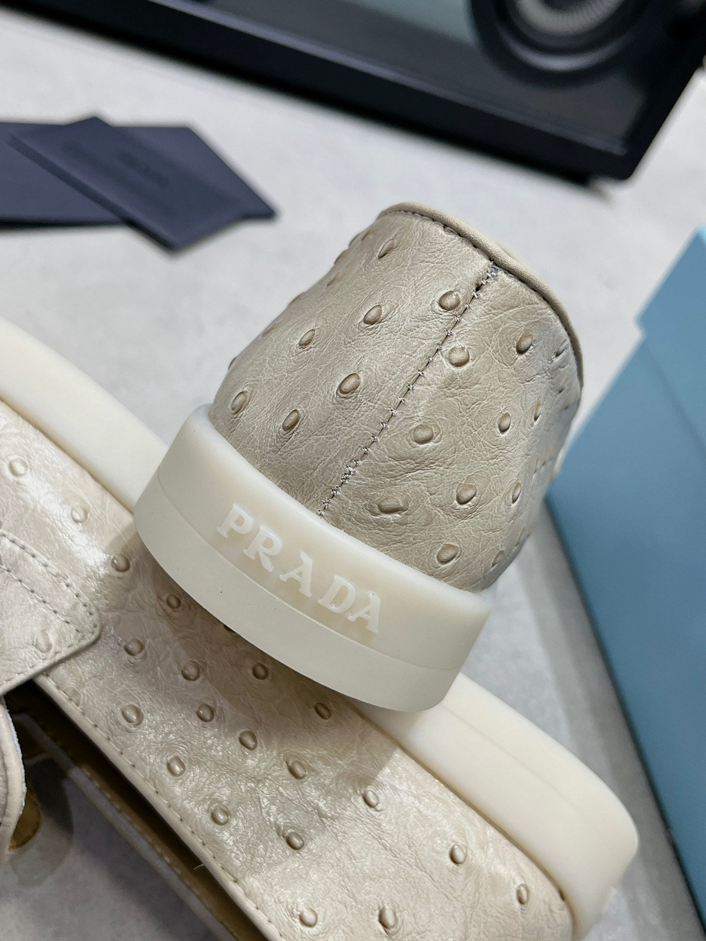 PRA OSTRICH PATTERN LOAFERS CREAMY WHITE CALFSKIN - 35