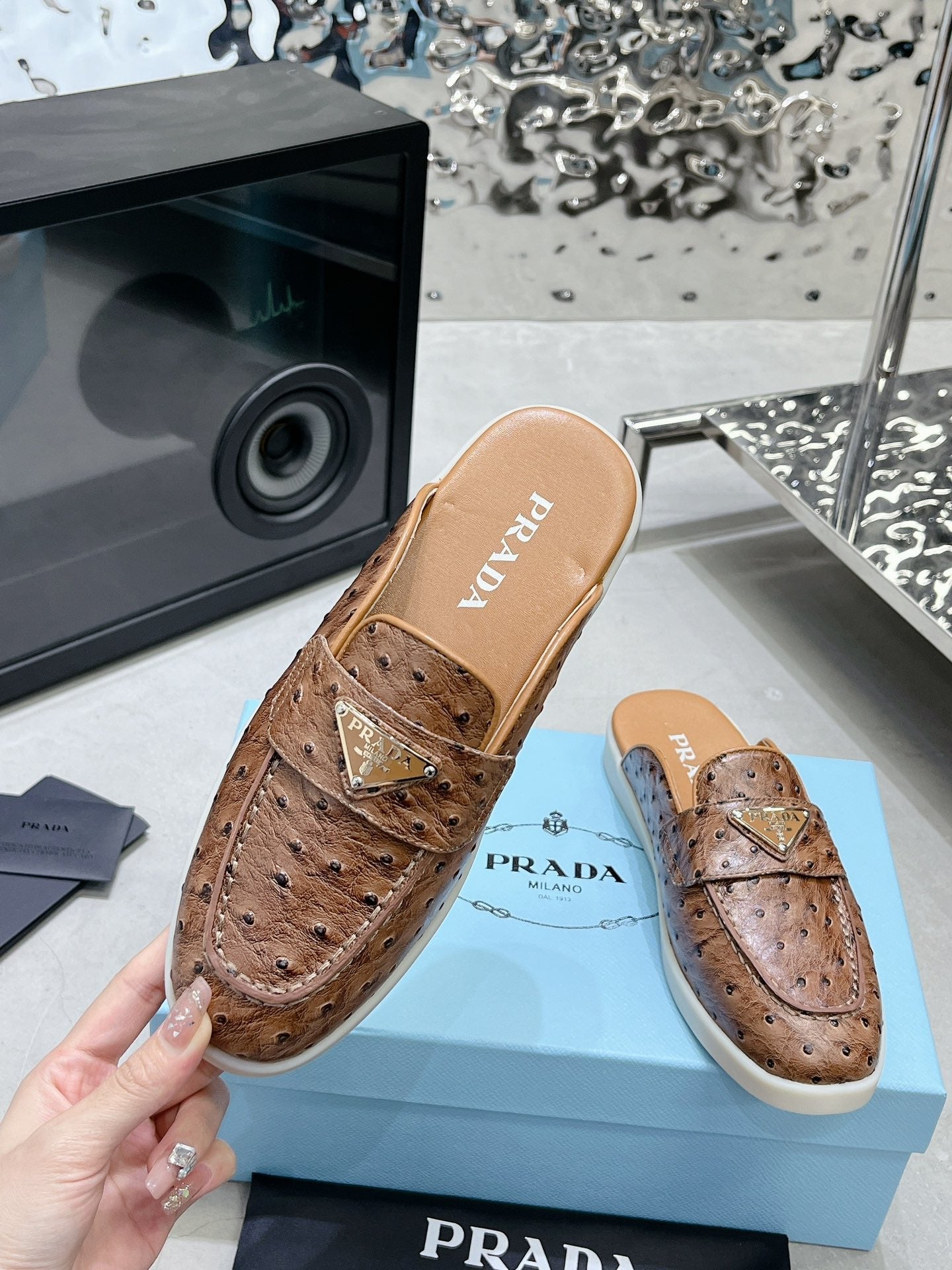 PRA OSTRICH PATTERN MULES CARAMEL CALFSKIN - 35