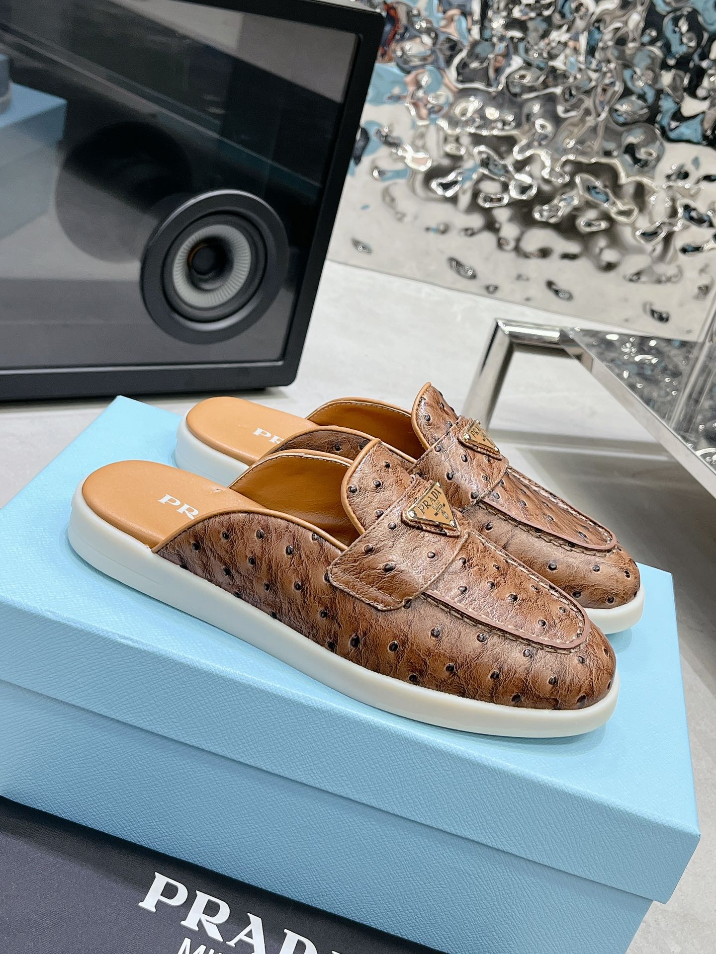 PRA OSTRICH PATTERN MULES CARAMEL CALFSKIN - 35