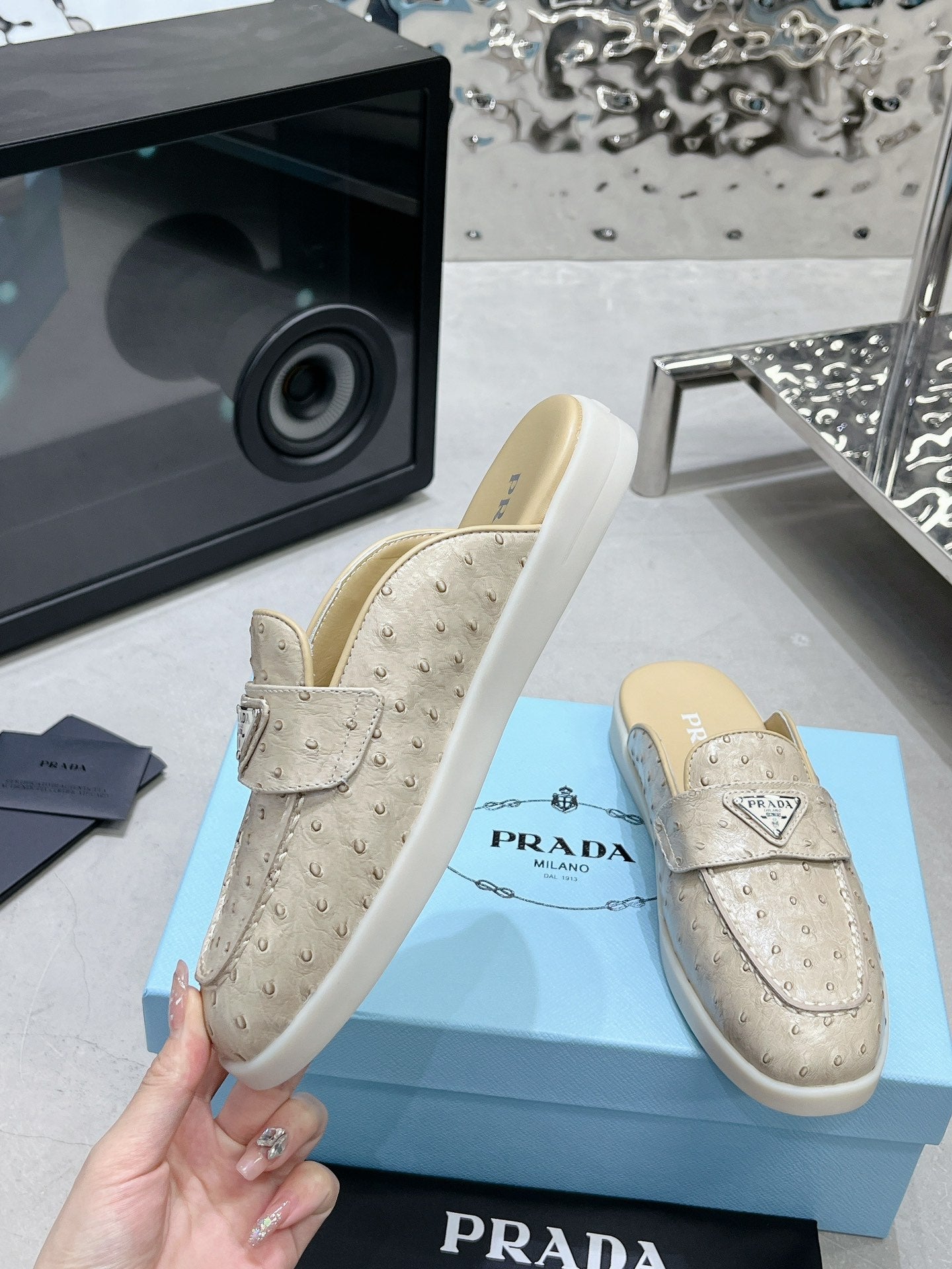 PRA OSTRICH PATTERN MULES CREAMY WHITE CALFSKIN - 35