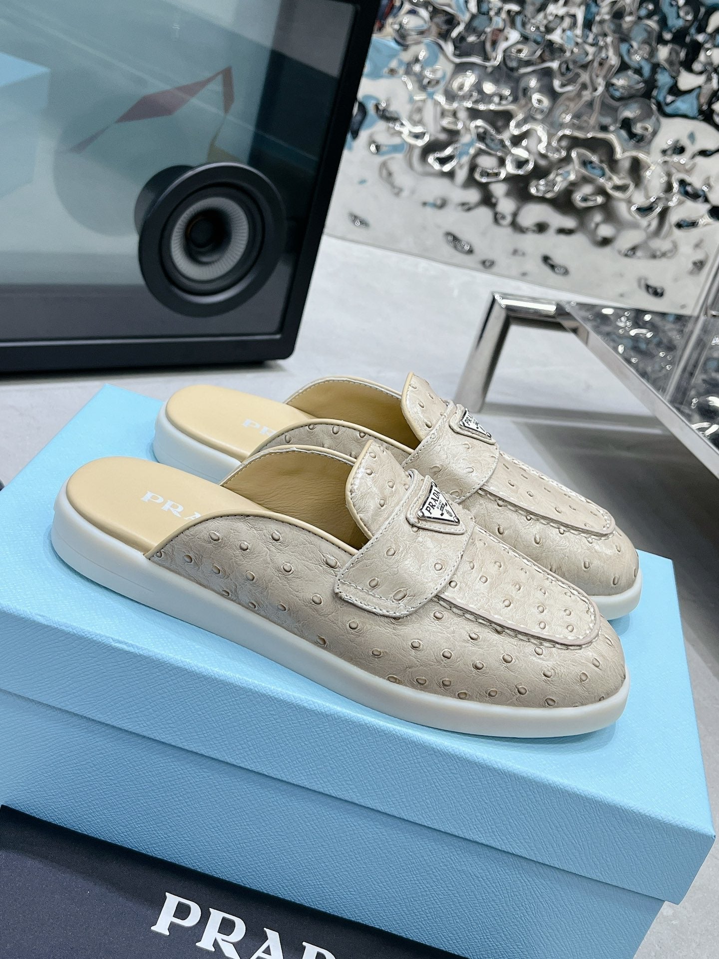 PRA OSTRICH PATTERN MULES CREAMY WHITE CALFSKIN - 35
