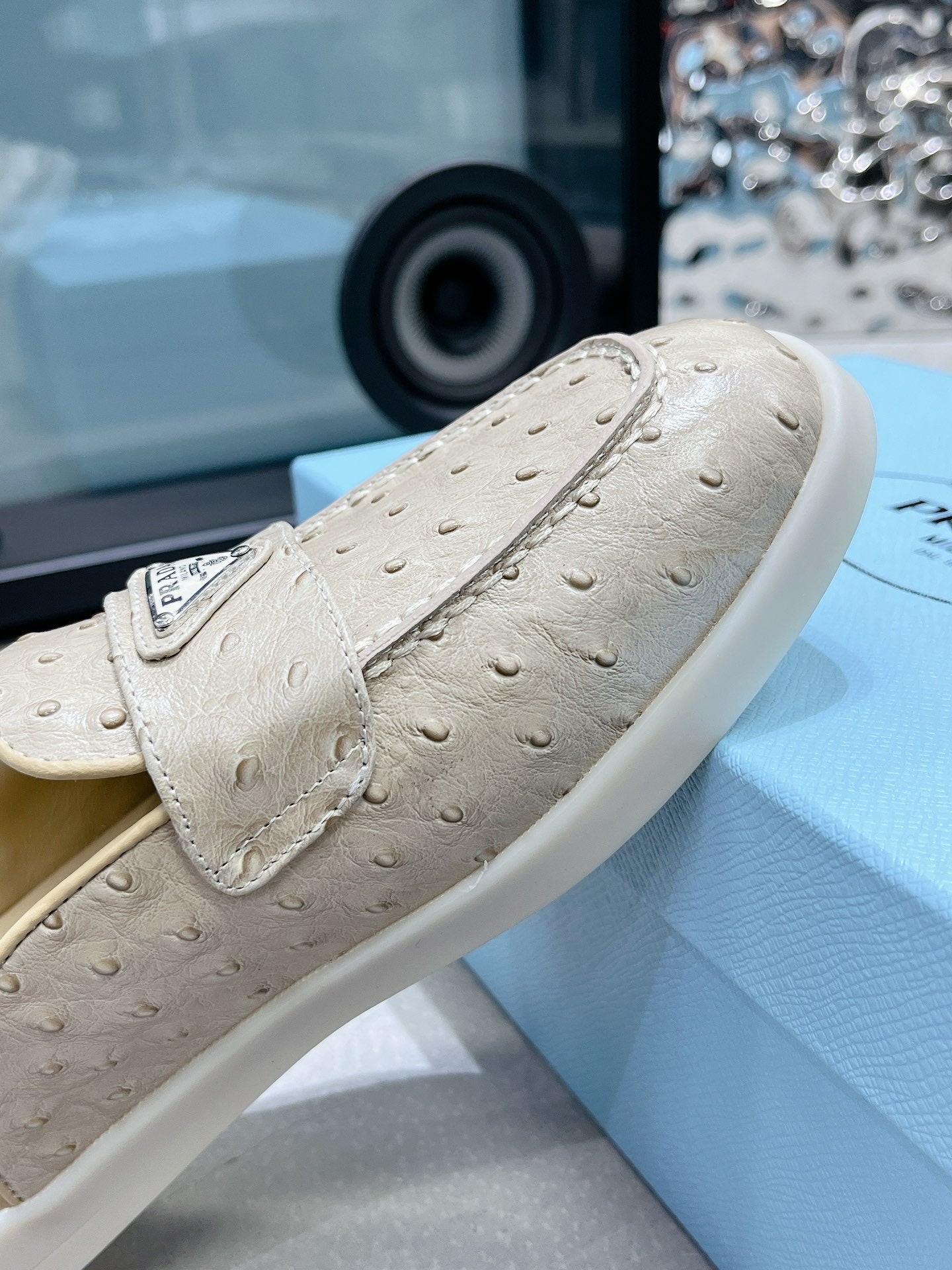 PRA OSTRICH PATTERN MULES CREAMY WHITE CALFSKIN - 35