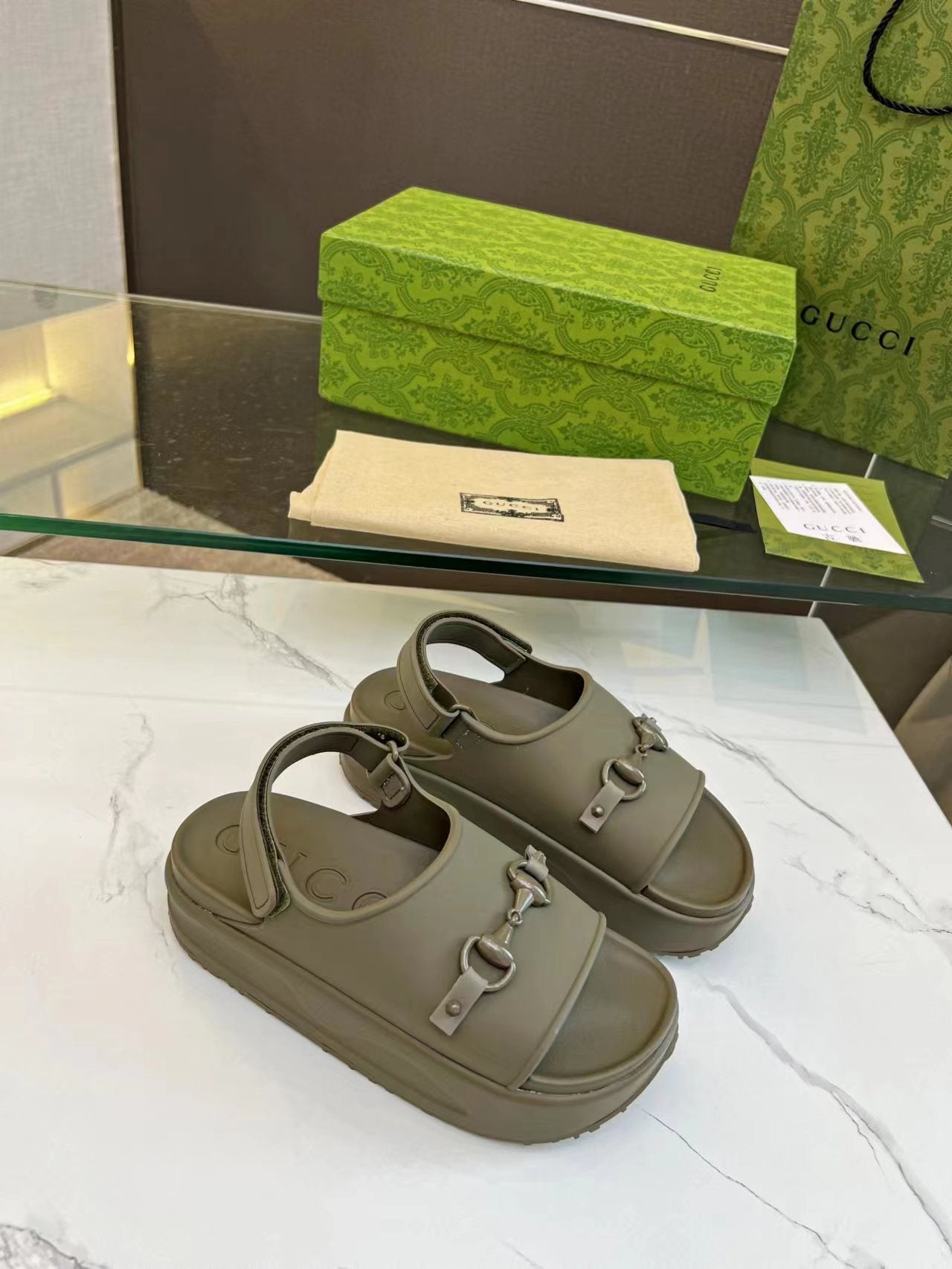 HORSEBIT FLATFORM SANDAL 5 CM IN ARMY GREEN IMPORTED TPU - 35