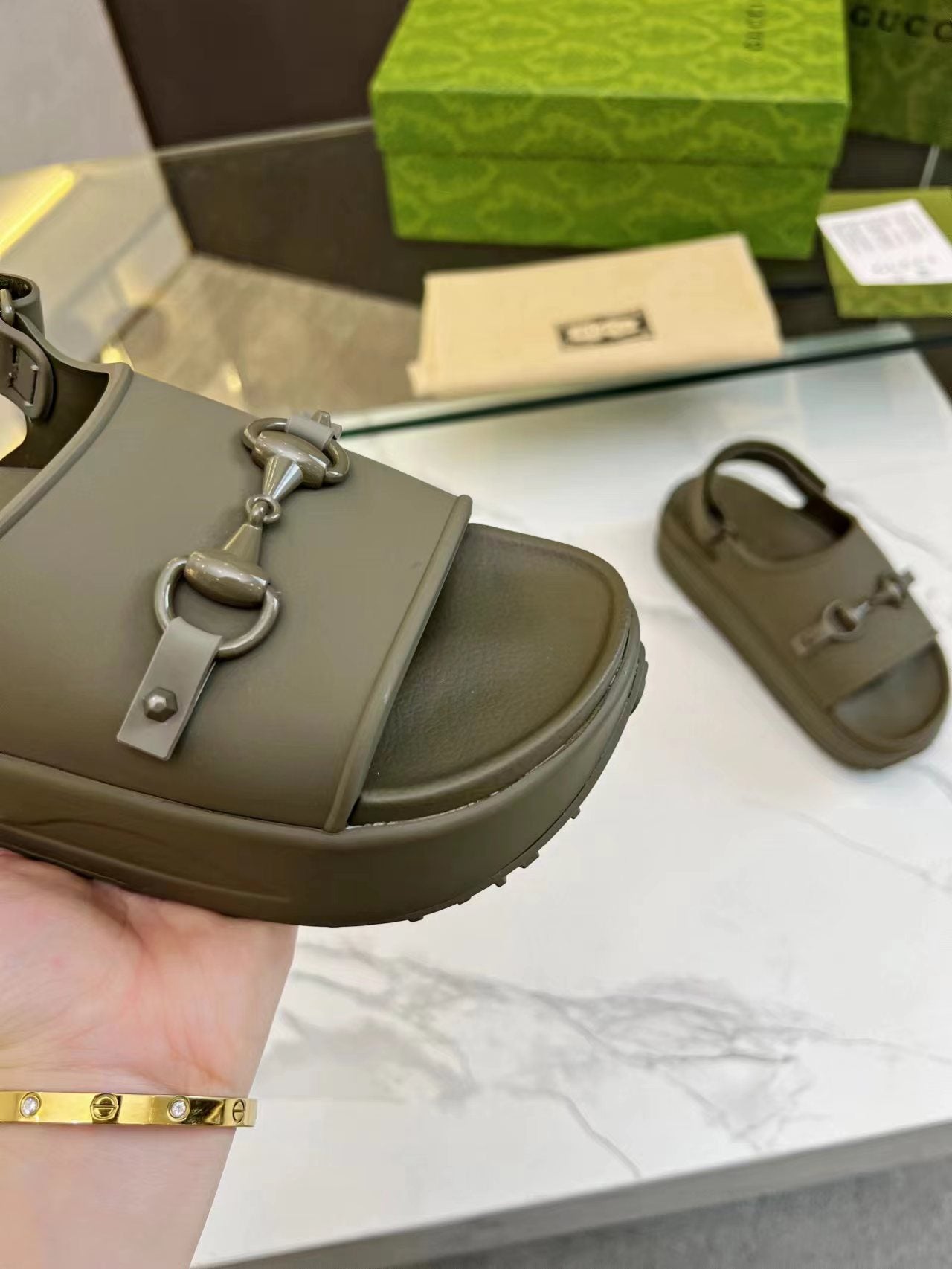 HORSEBIT FLATFORM SANDAL 5 CM IN ARMY GREEN IMPORTED TPU - 35
