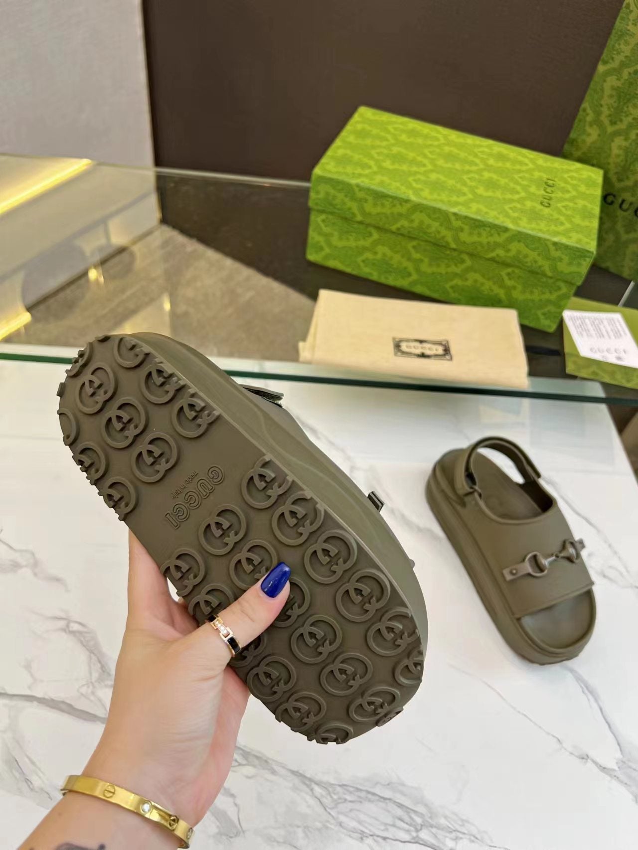 HORSEBIT FLATFORM SANDAL 5 CM IN ARMY GREEN IMPORTED TPU - 35