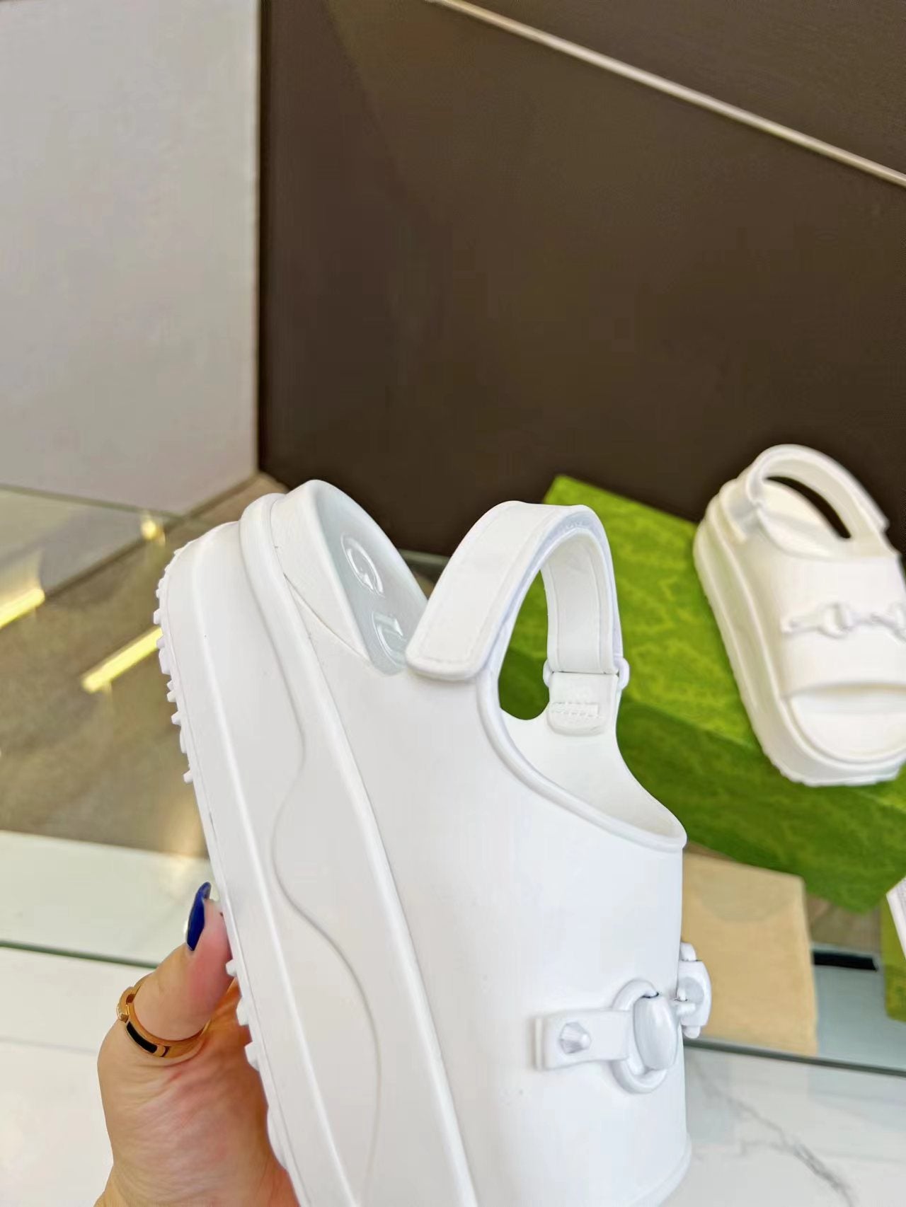 HORSEBIT FLATFORM SANDAL 5 CM IN WHITE IMPORTED TPU - 35