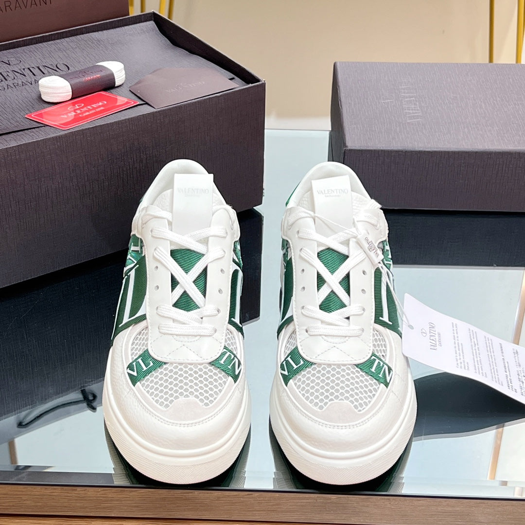 VALENTINO 25S GARAVANI VL7N SNEAKERS IN WHITE MIX GREEN LAMBSKIN - 35