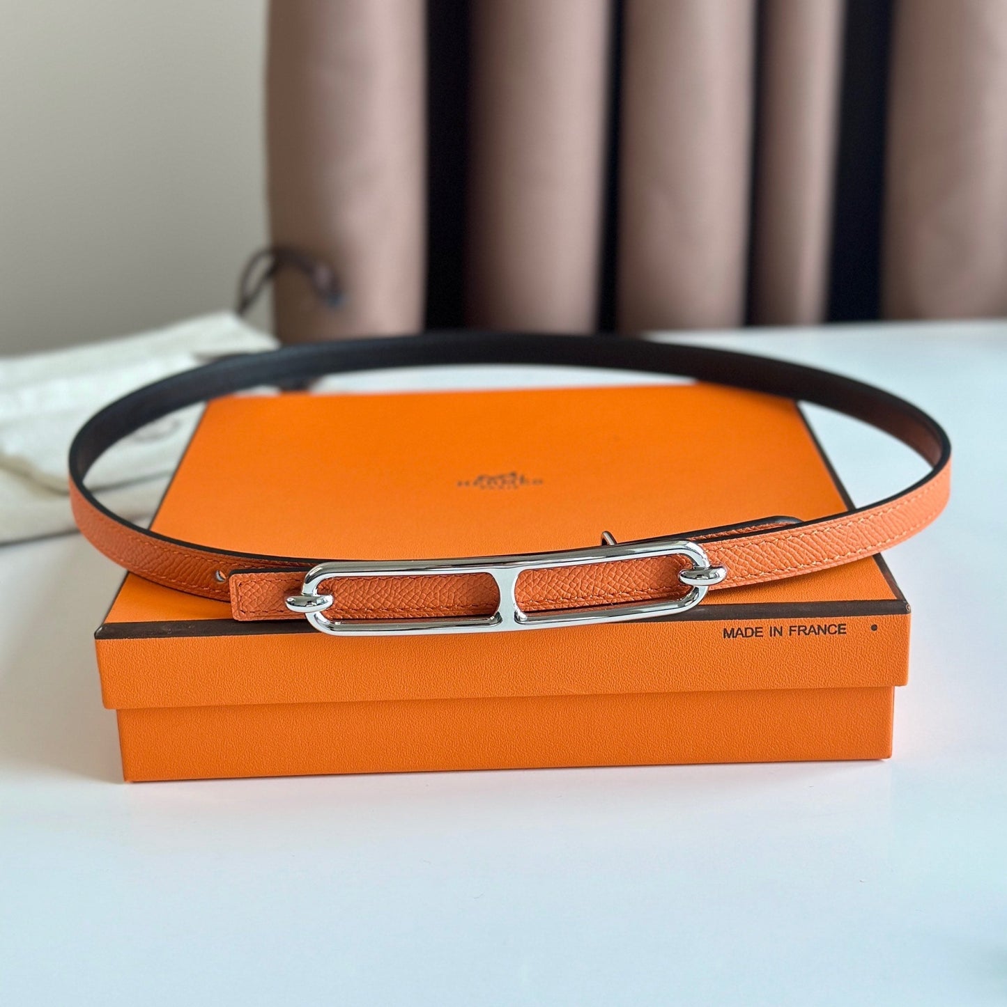 HM ROULIS BUCKLE & REVERSIBLE ORANGE AND BLACK LEATHER STRAP 13MM SILVER HARDWARE - 30