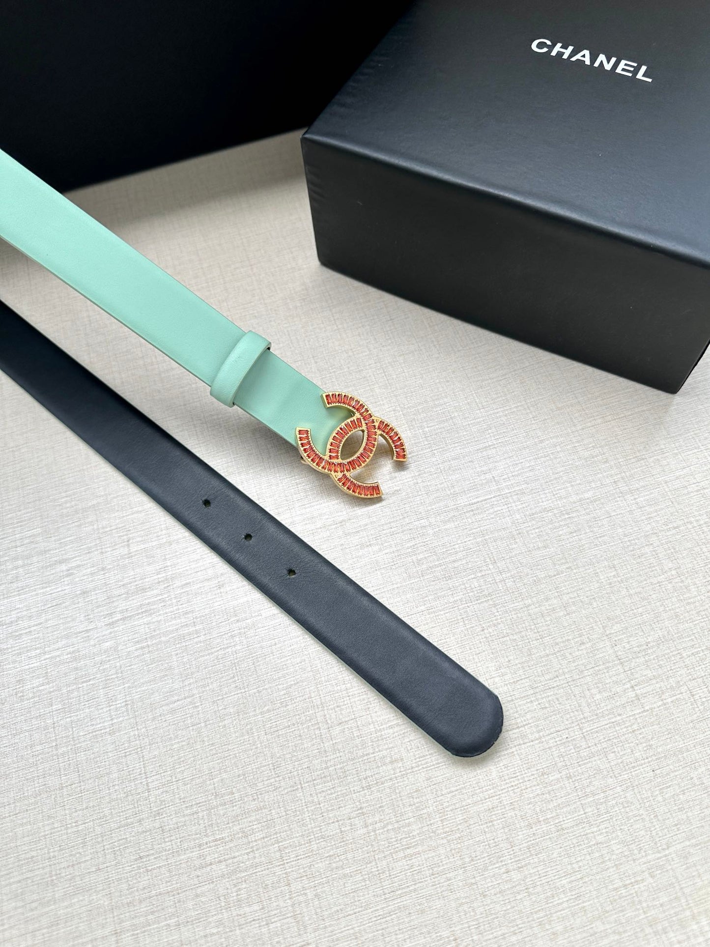 CHANEL 25S BELT 30 MM IN MINT GREEN CALFSKIN 616962 - 30